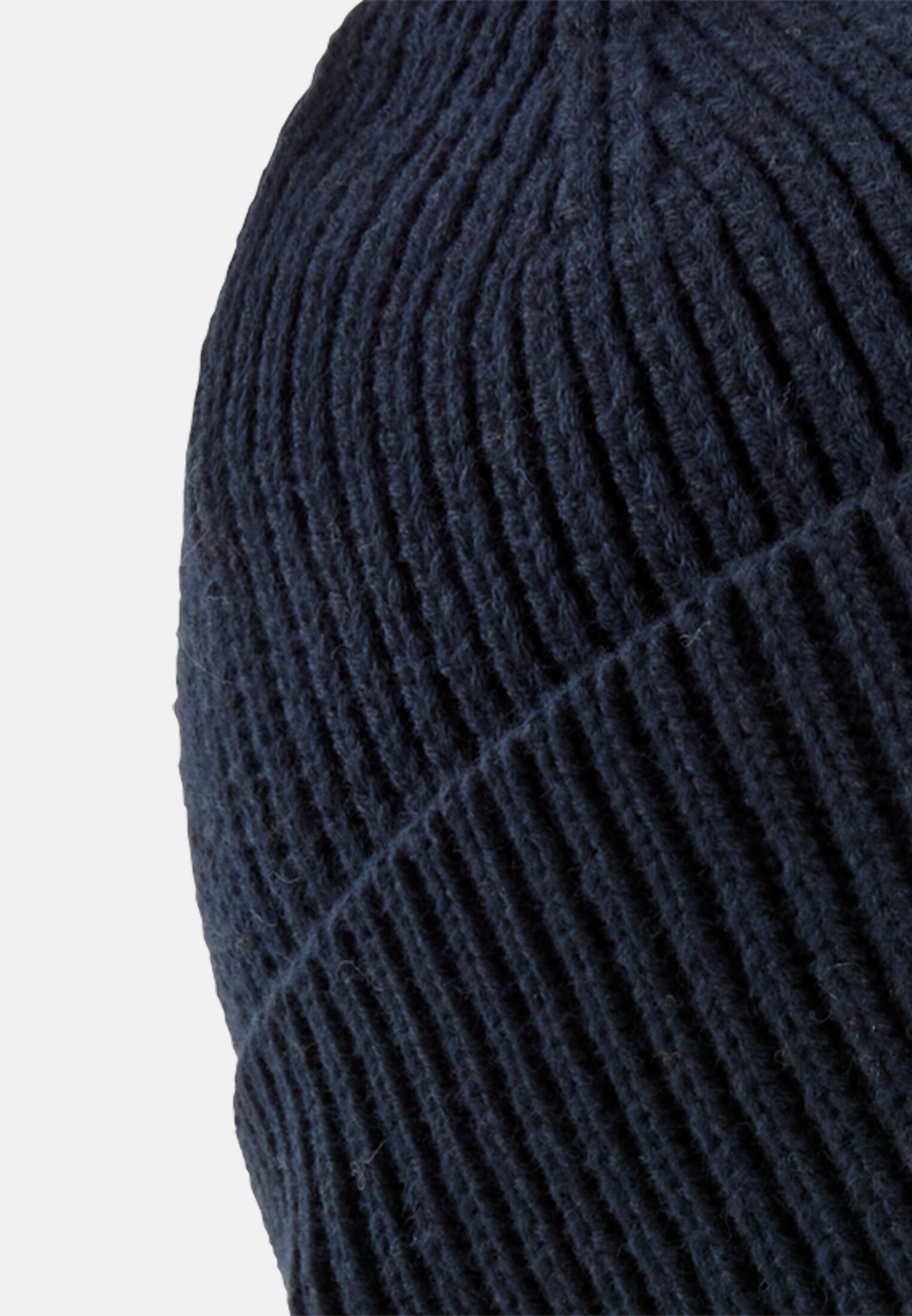 Herren Beanie aus einem Baumwoll-Kaschmir Mix Navyblau vorne nah