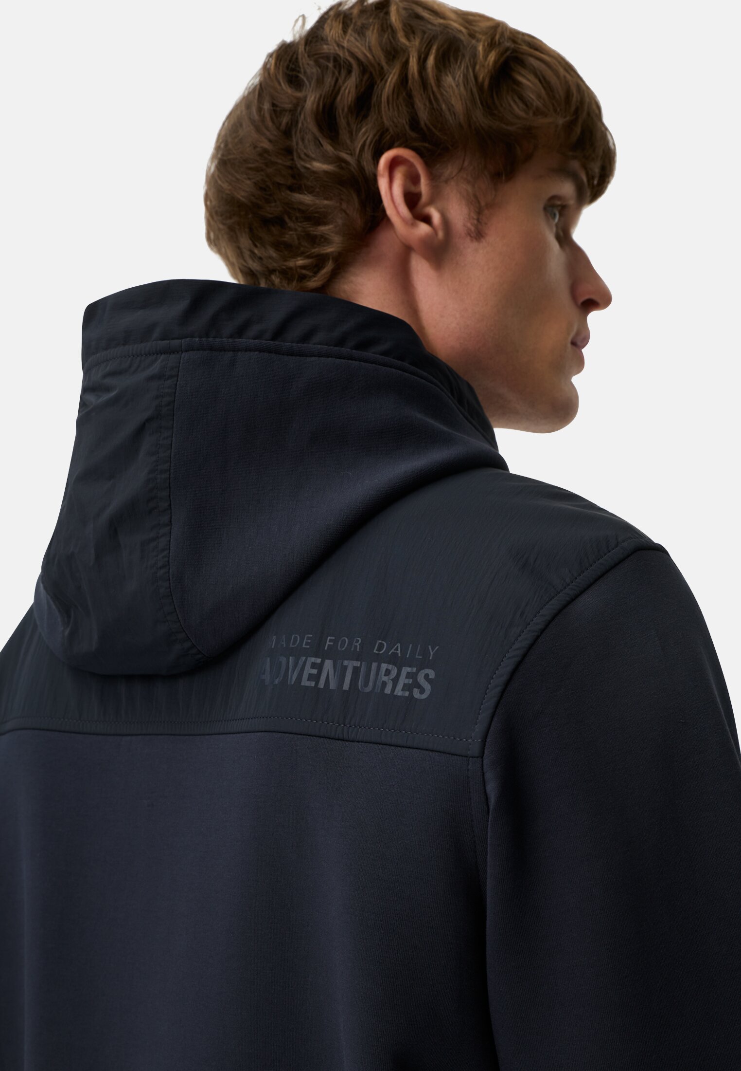 Men Sweat jacket with 4-way stretch and contrasting details Navy blue worn detail close