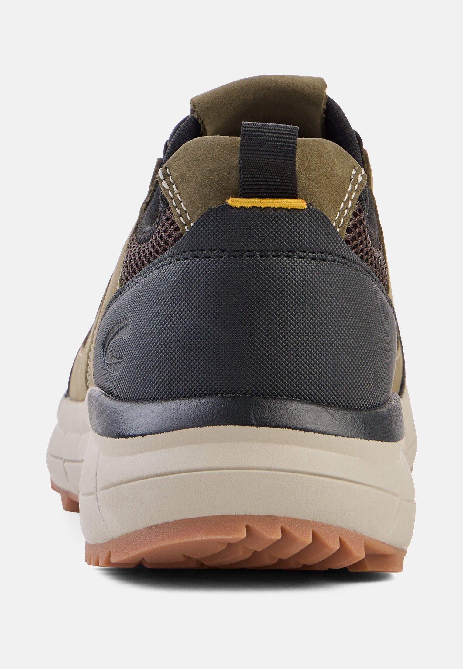 Men Sneaker with quick pull lacing black front close