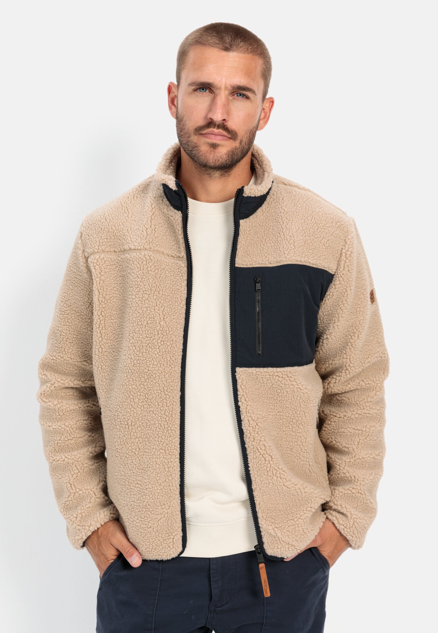 Men Fleece overshirt with stand-up collar Beige worn front