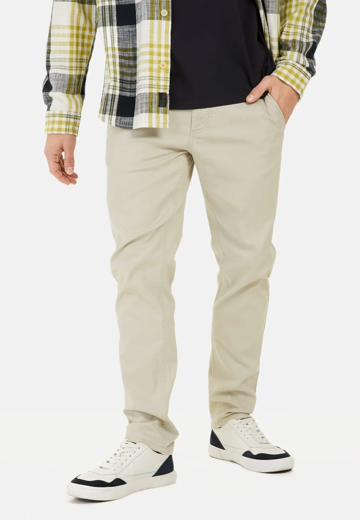 Men Basic chino slim fit Beige worn front