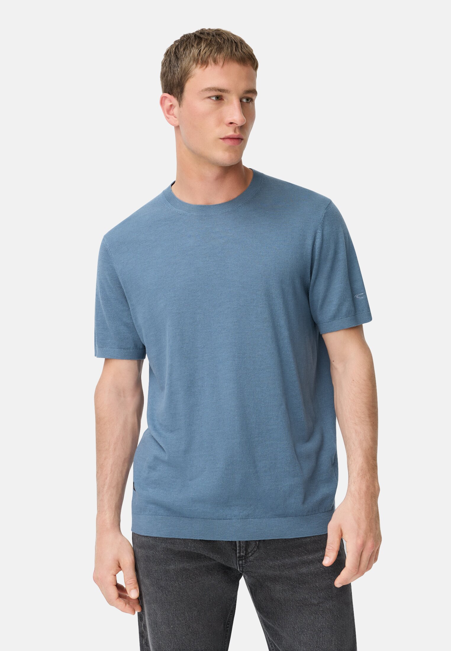 Men Knitted shirt made of pure cotton Stone blue worn front