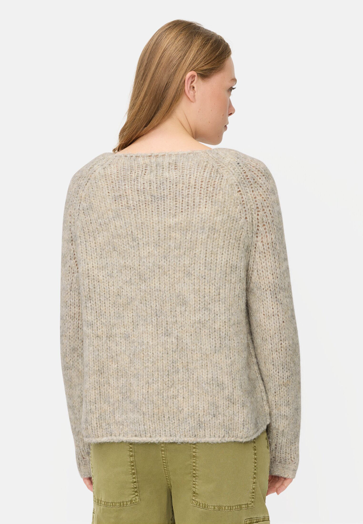 Women Knitted sweater with a crew neck Light gray worn back