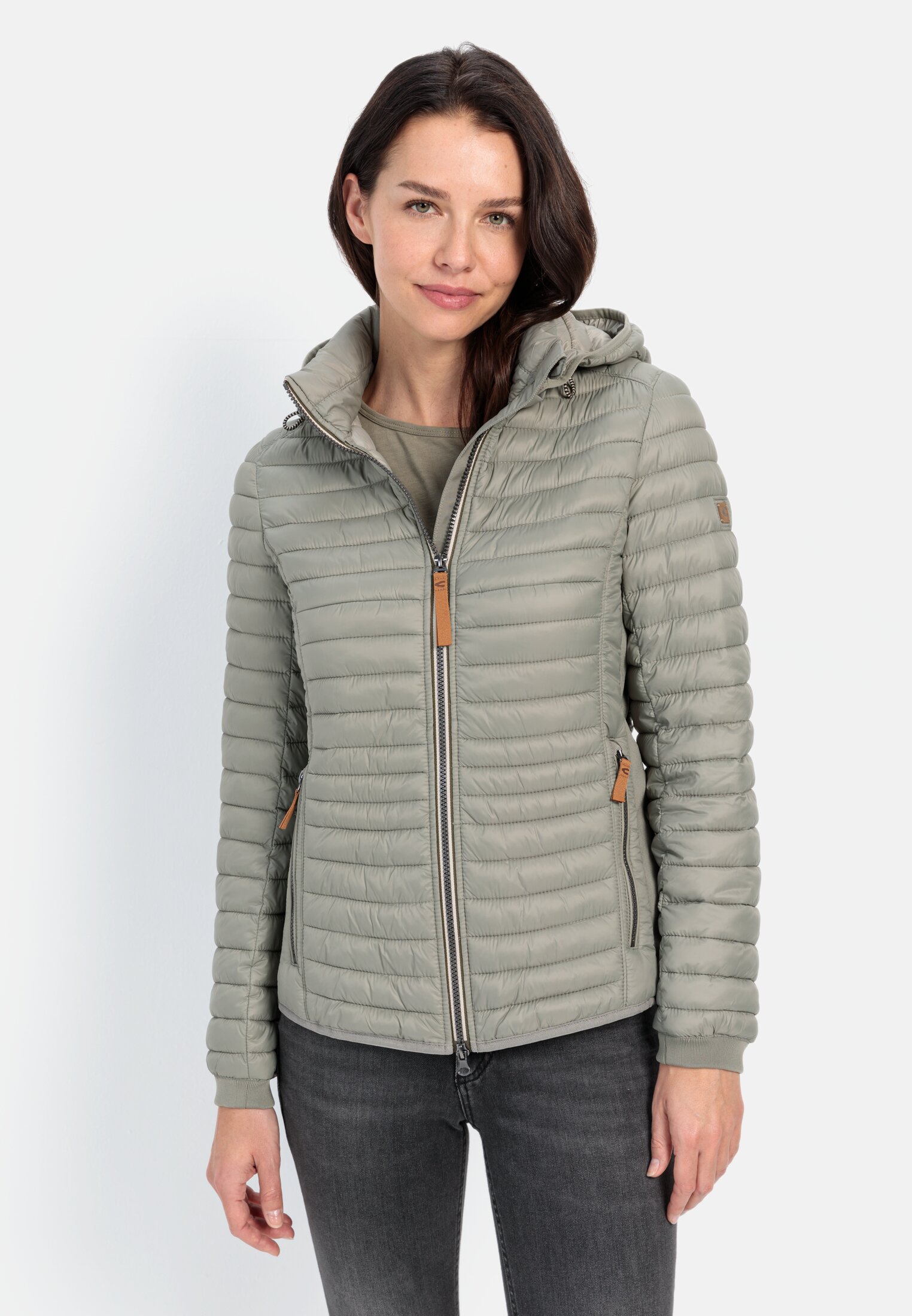Women Lightweight quilted jacket made from recycled polyamide Sage Green worn front