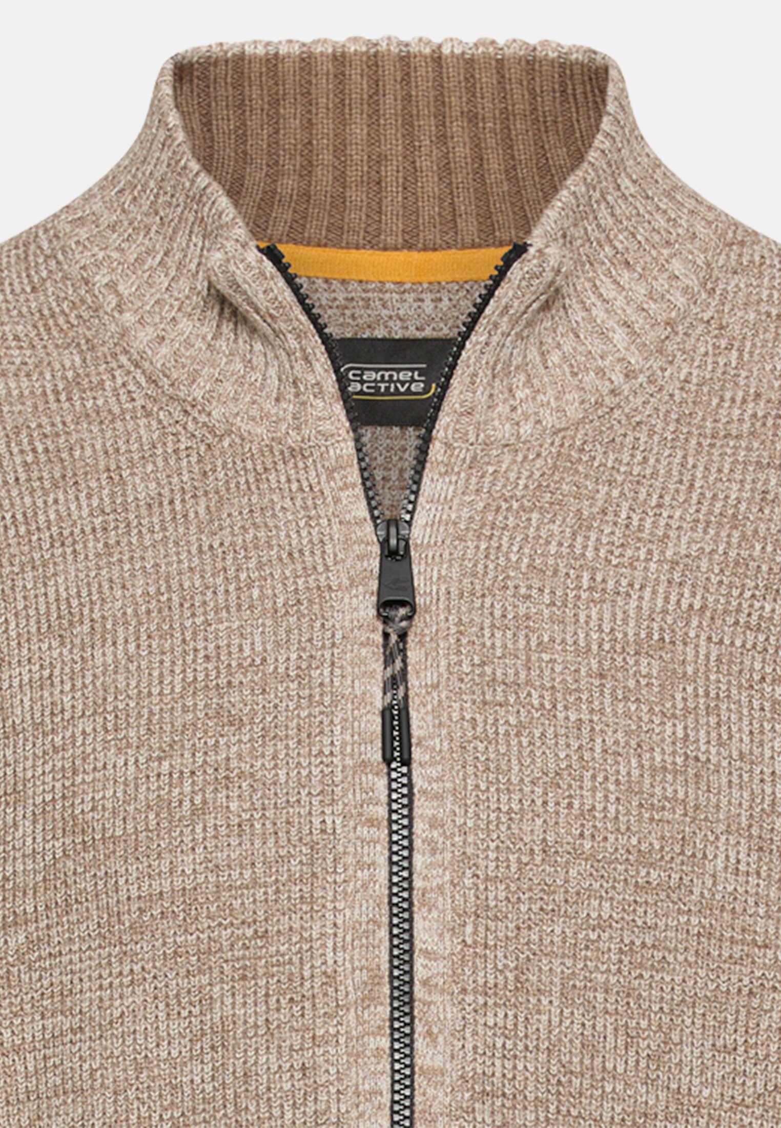 Herren Kerniger Strick-Pullover aus Baumwollgemisch Beige vorne nah