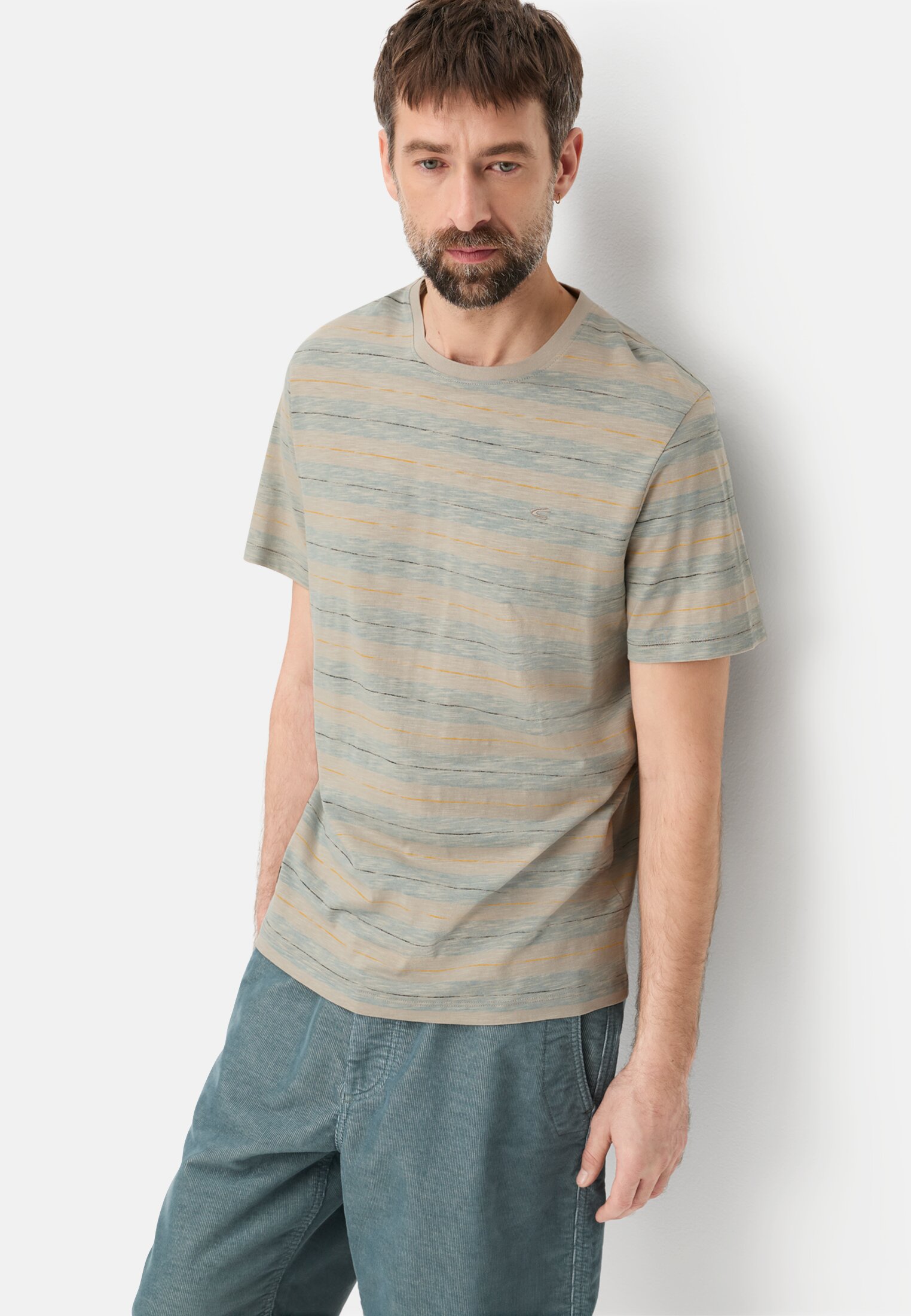 Heren T-shirt van puur katoen Waterblauw gedragen emotional