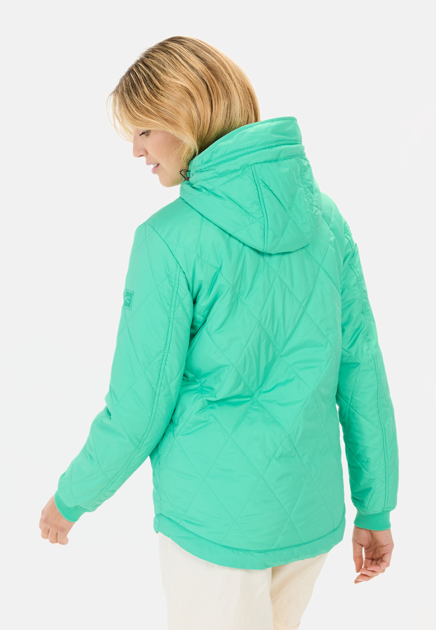 Women Jacket with diamond quilting Peppermint worn back