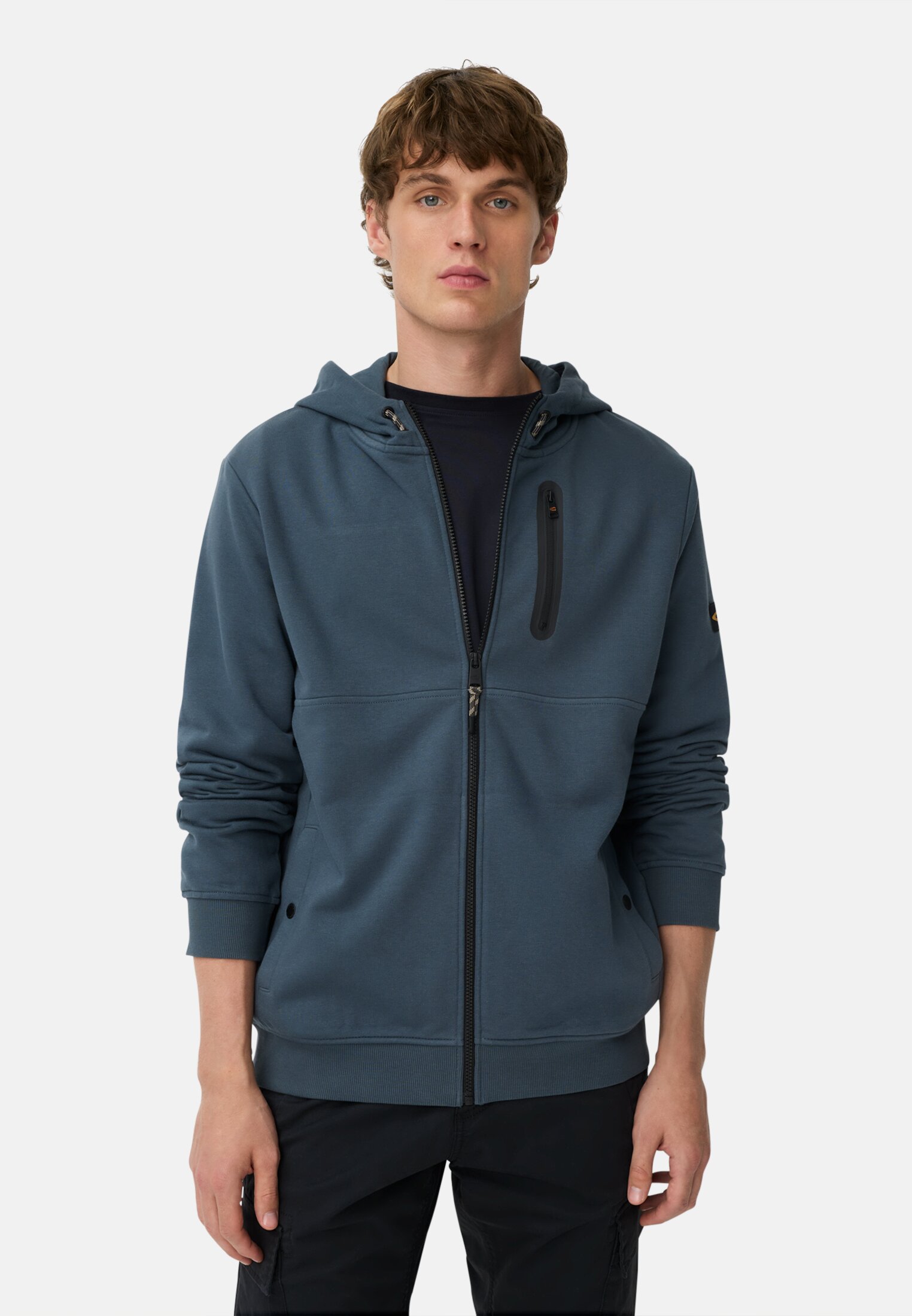 Herren Sweatjacke mit Kapuze Tintenblau getragen vorn