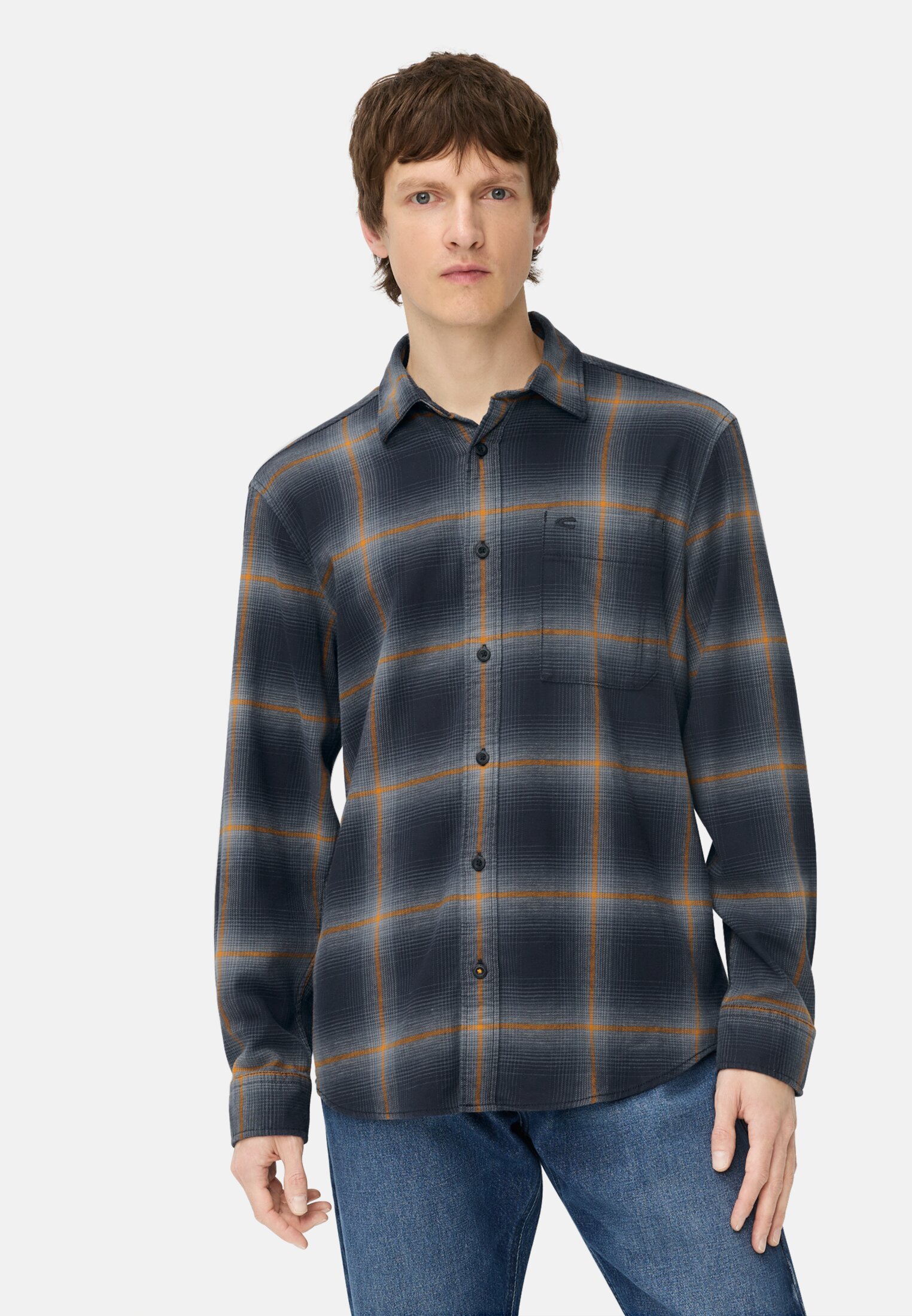 Herren fleXXXactive® Langarmhemd aus leichtem Flanell Navyblau getragen vorn