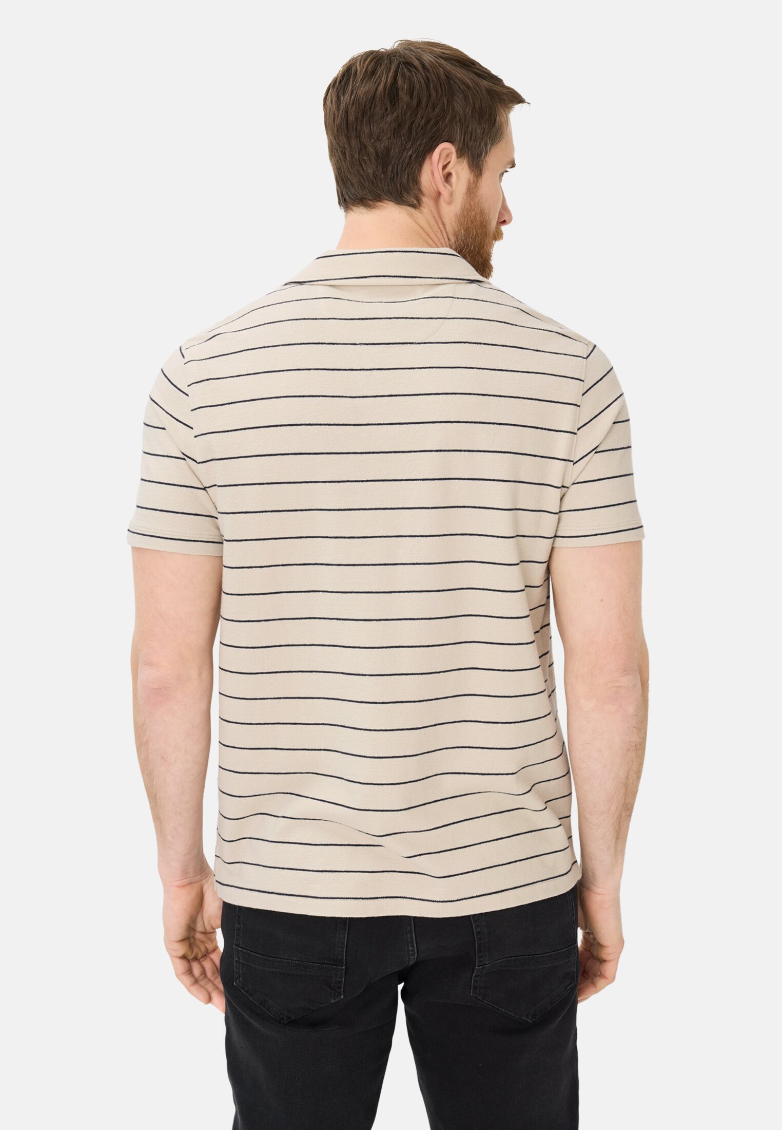 Herren Poloshirt mit kontrastierenden Details Beige getragen hinten
