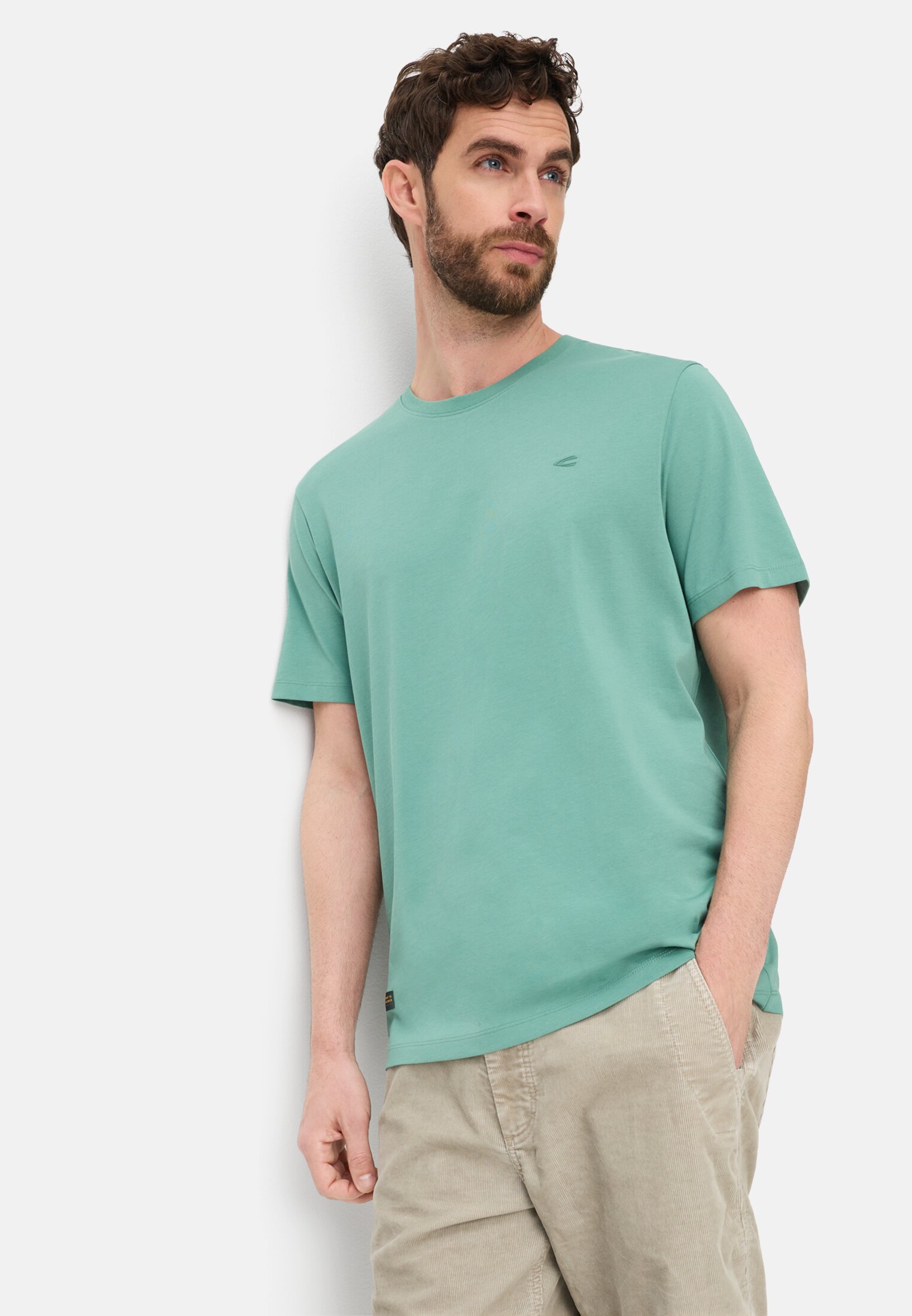 Heren fleXXXactive® T-shirt met ronde hals Lagunengroen gedragen emotional