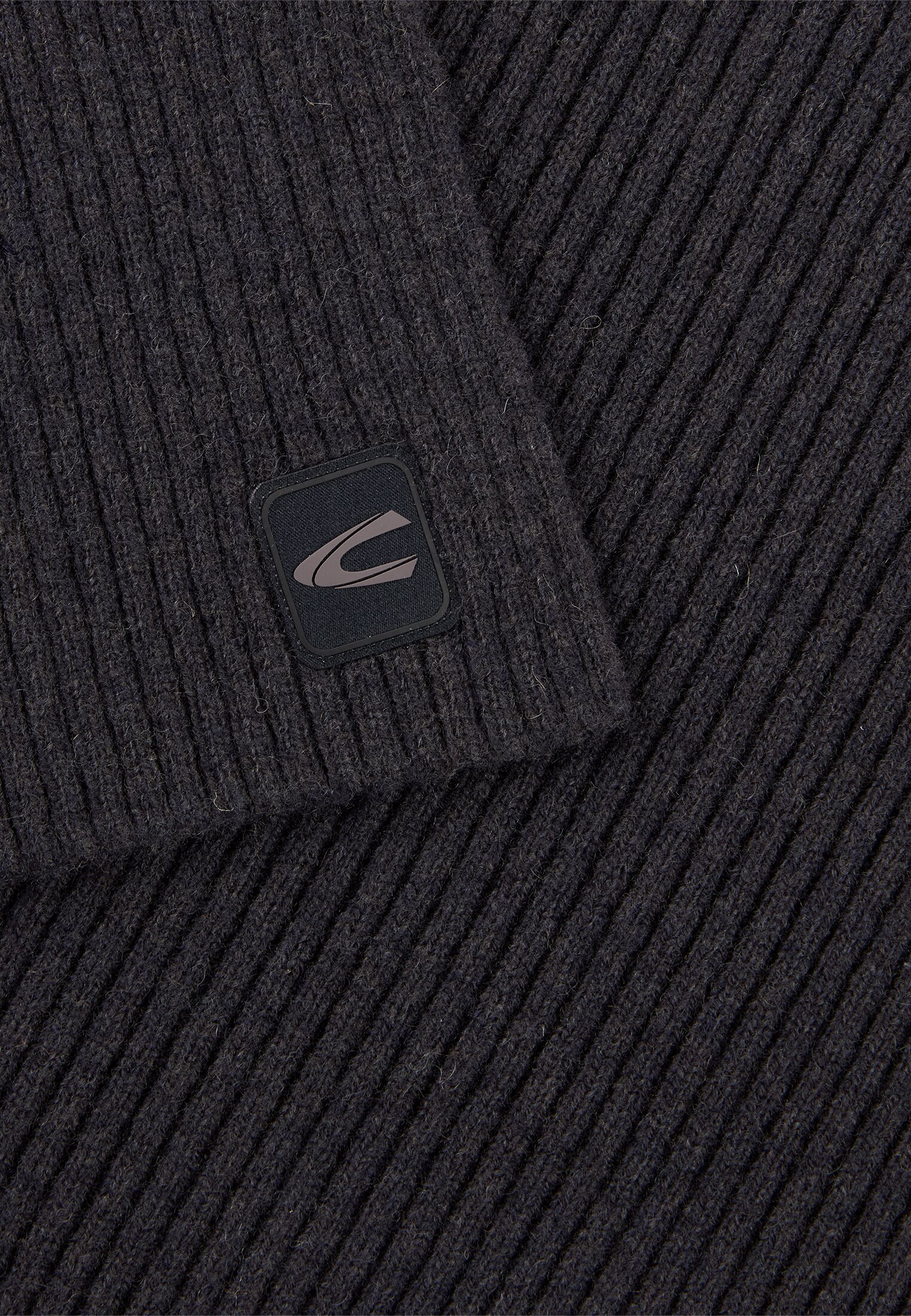 Herren Strickschal aus reiner Wolle Schwarz hinten nah