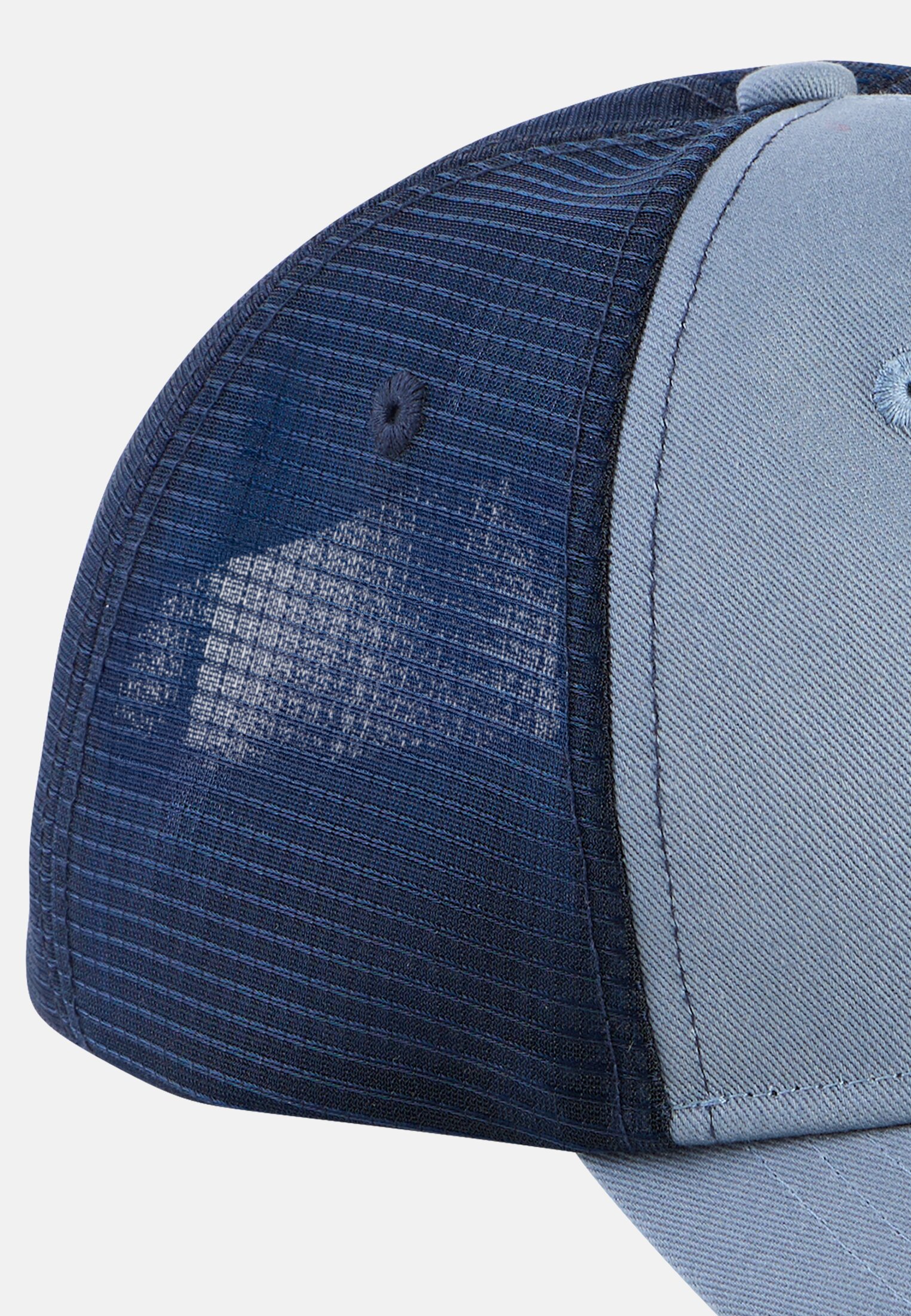 Herren Cap aus reiner Baumwolle Sturmblau vorne nah