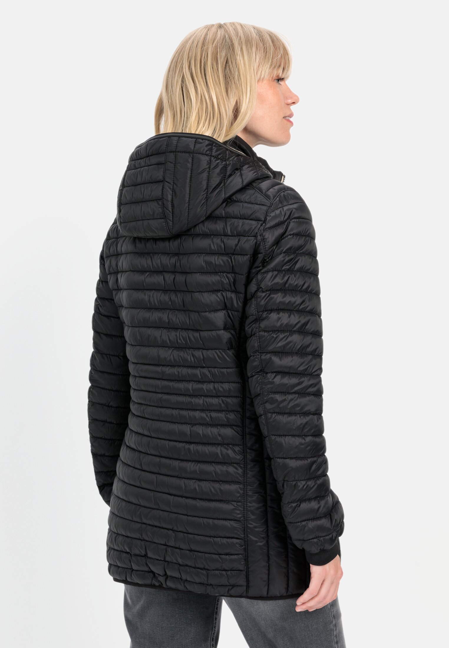 Women Quilted jacket made from recycled polyamide Black worn back