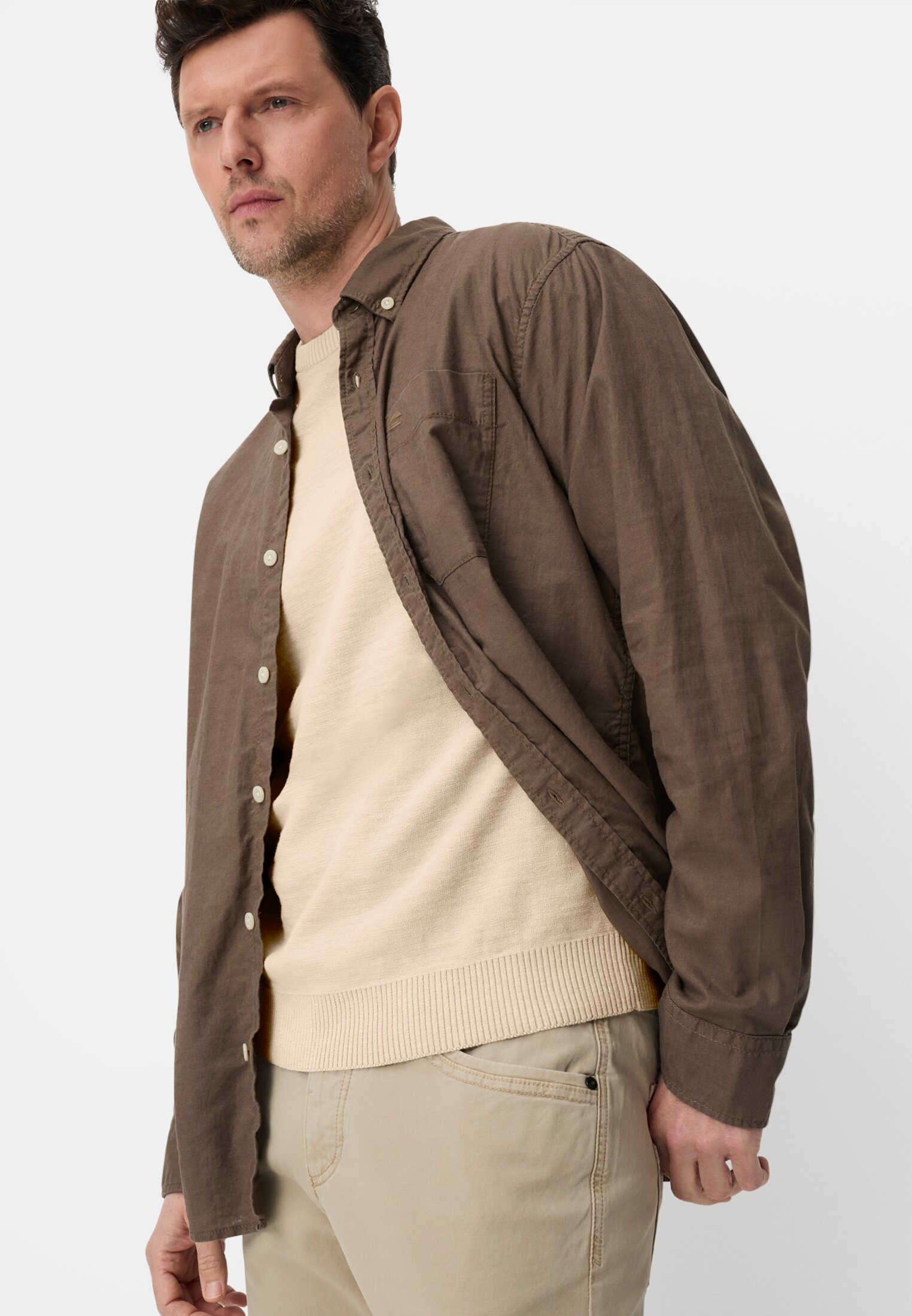 Heren Gebreide trui van puur katoen Beige gedragen emotional