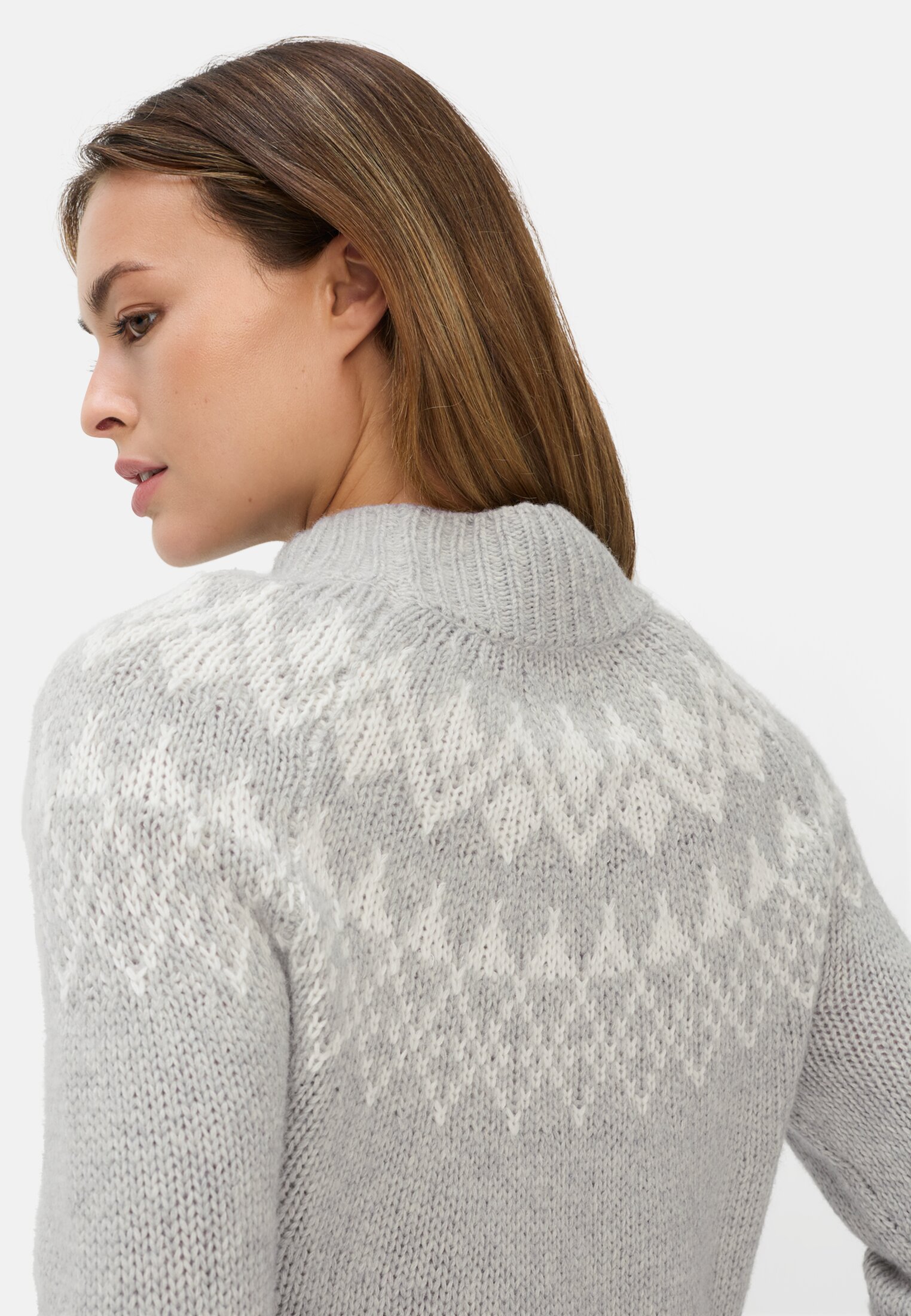 Vrouwen Trui met opstaande kraag Grijs gedragen detail dichtbij