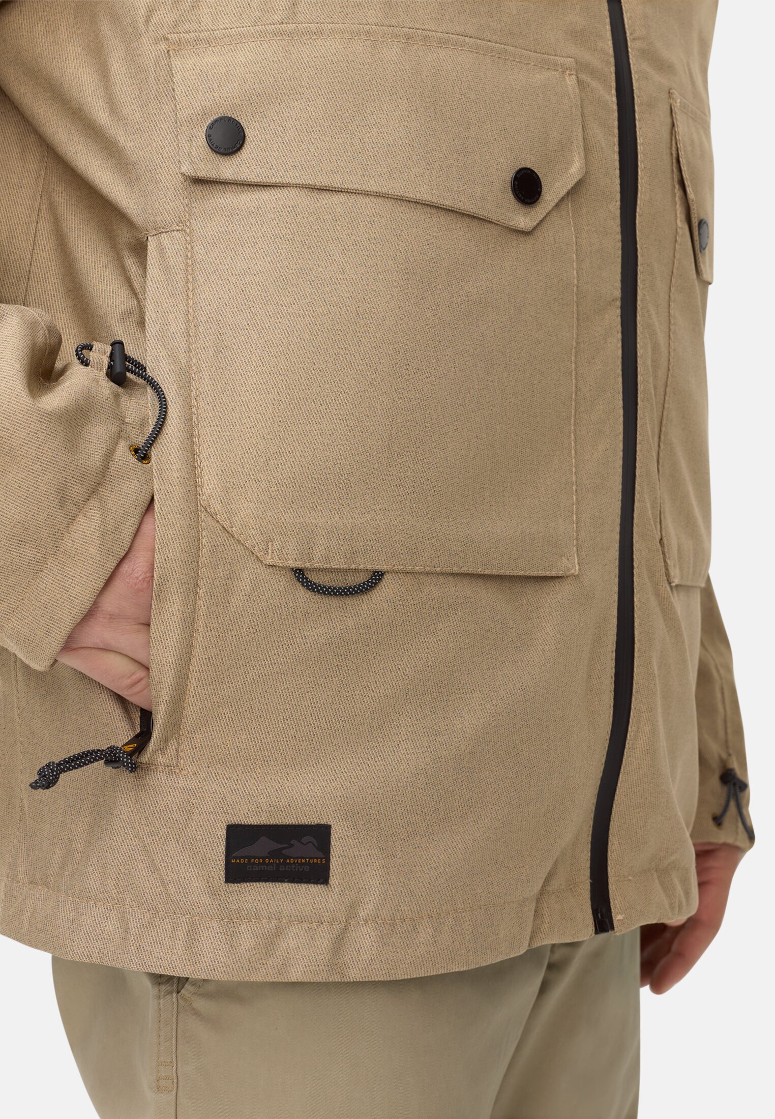 Herren teXXXactive® Jacke mit 2-in-1-Funktion Beige getragen detailliert nah