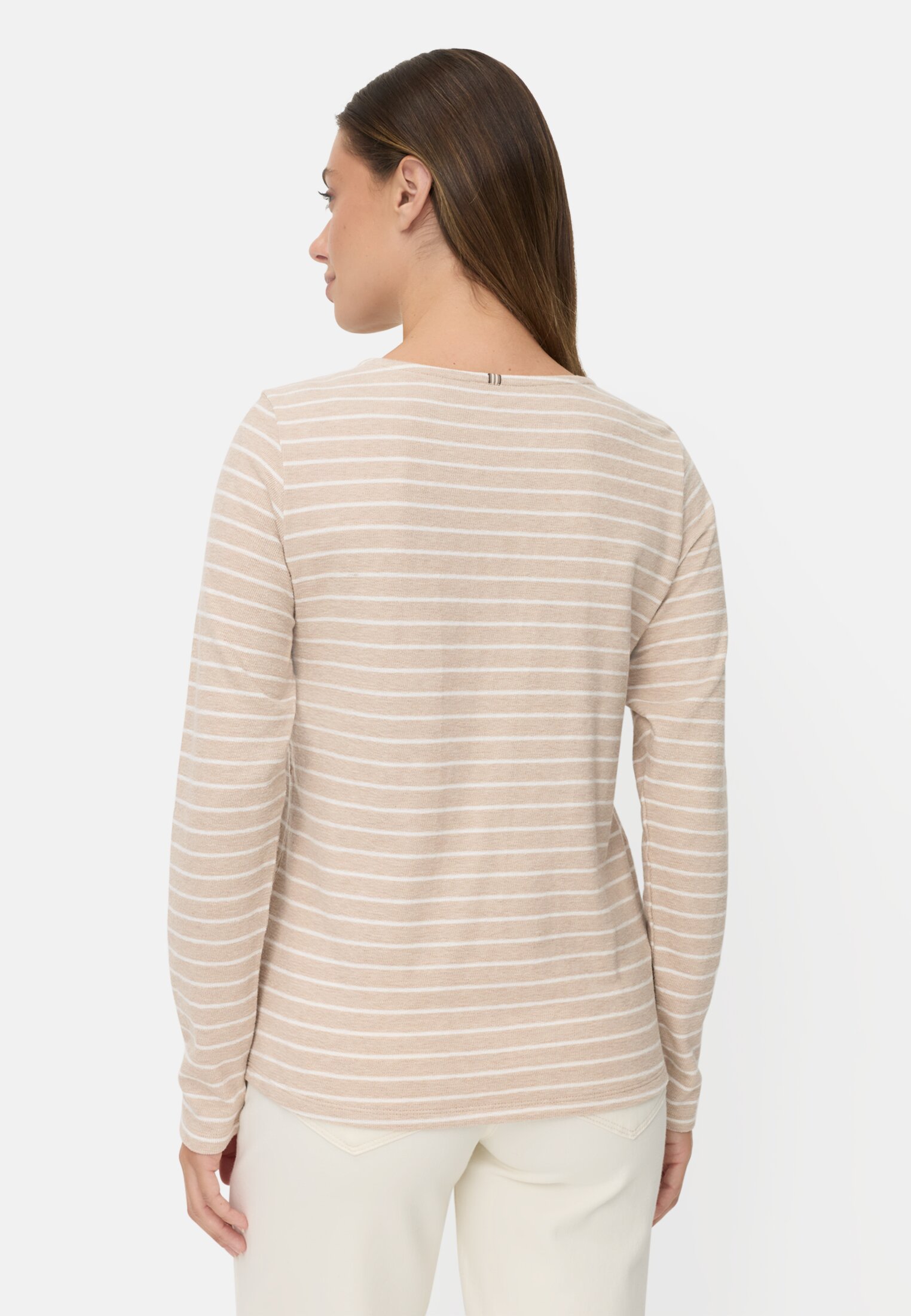 Damen Jerseyshirt aus 100% Baumwolle Beige getragen hinten