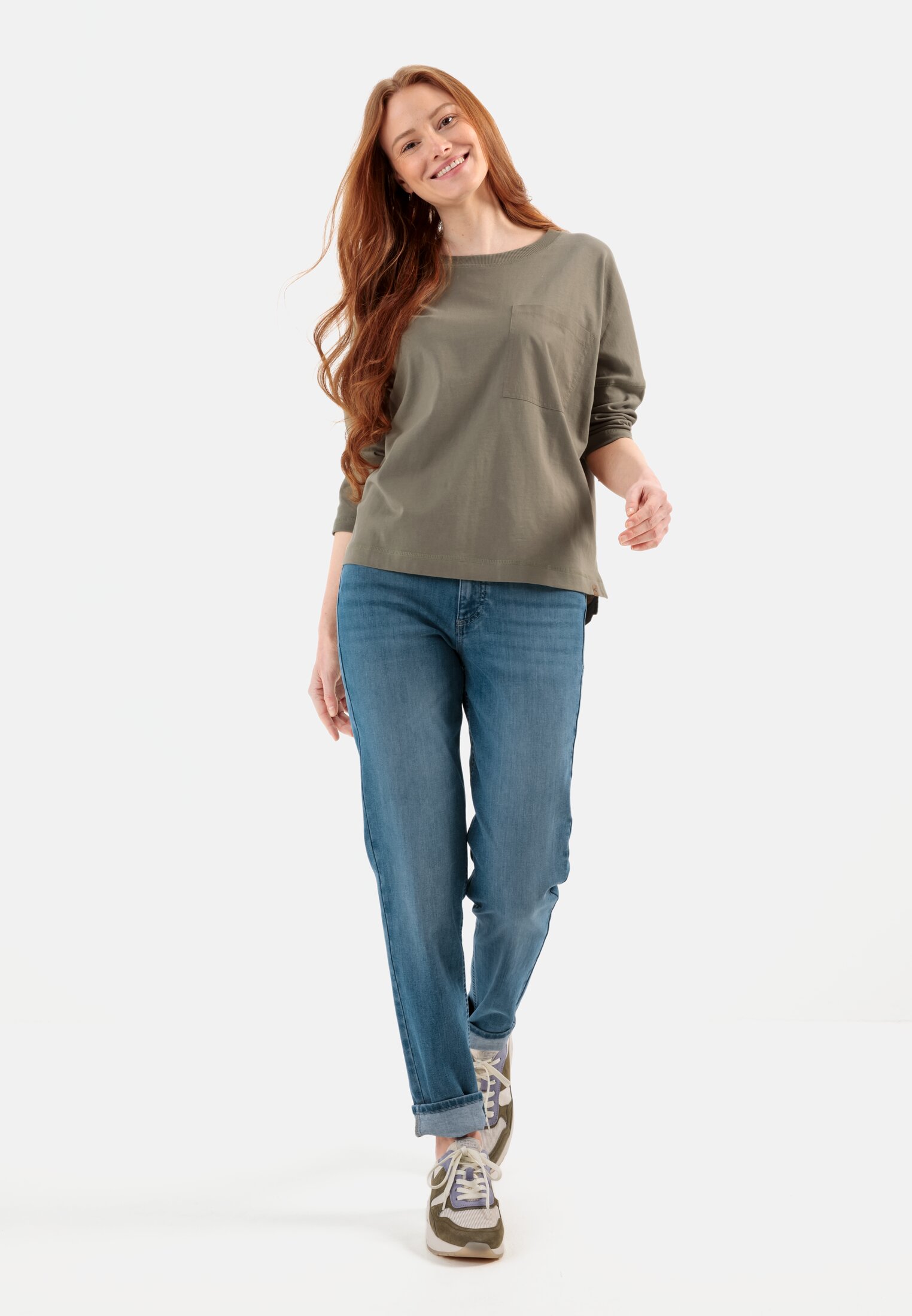 Damen T-Shirt mit 3/4- Ärmel Khaki getragen emotional