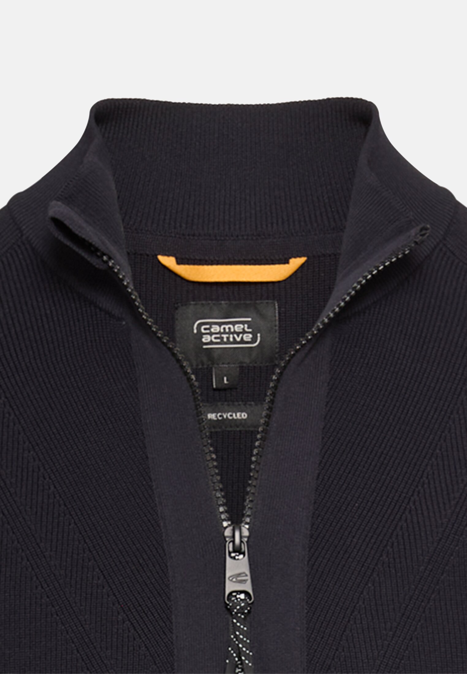 Herren fleXXXactive® Strickjacke aus besonders leichtem Material Navyblau vorne nah