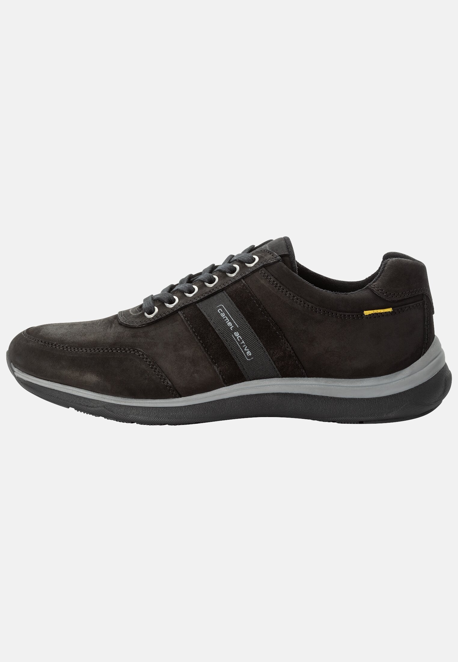 Men Sneaker in nubuck leather Black frontal front