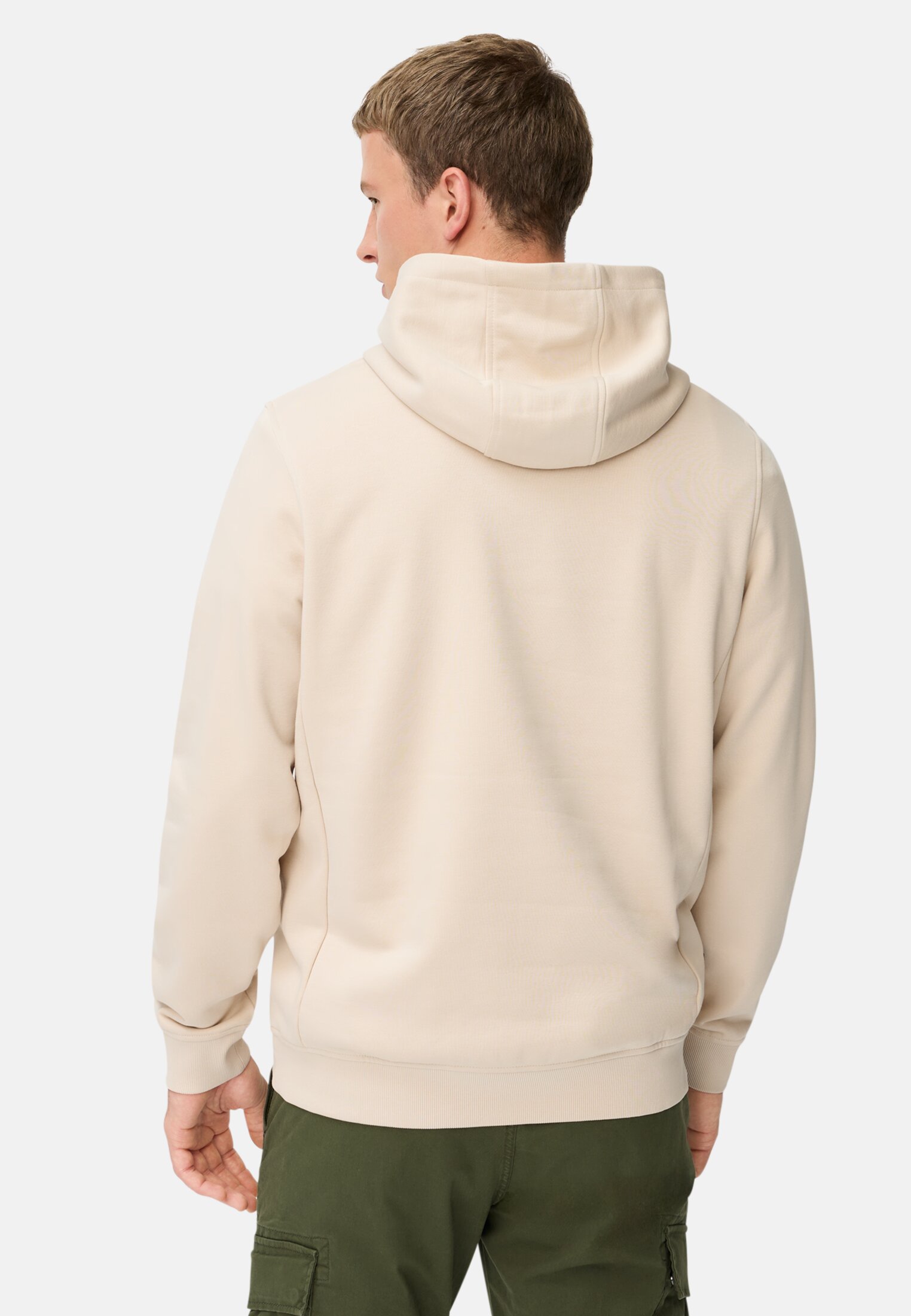 Herren Hoodie aus Baumwollmix Hafer getragen hinten