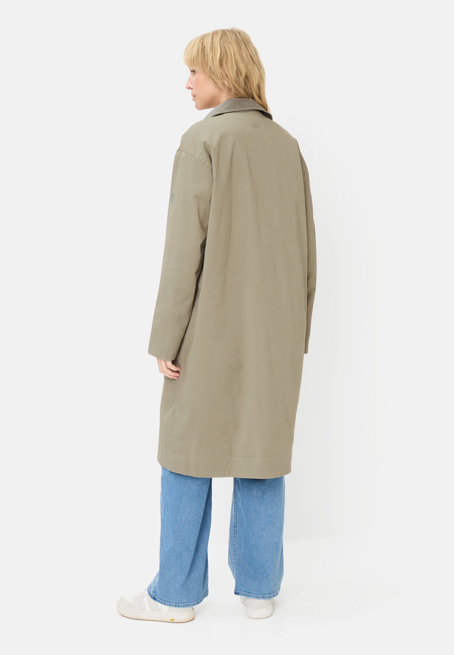 Damen Mantel mit Cordkragen Salbei getragen hinten