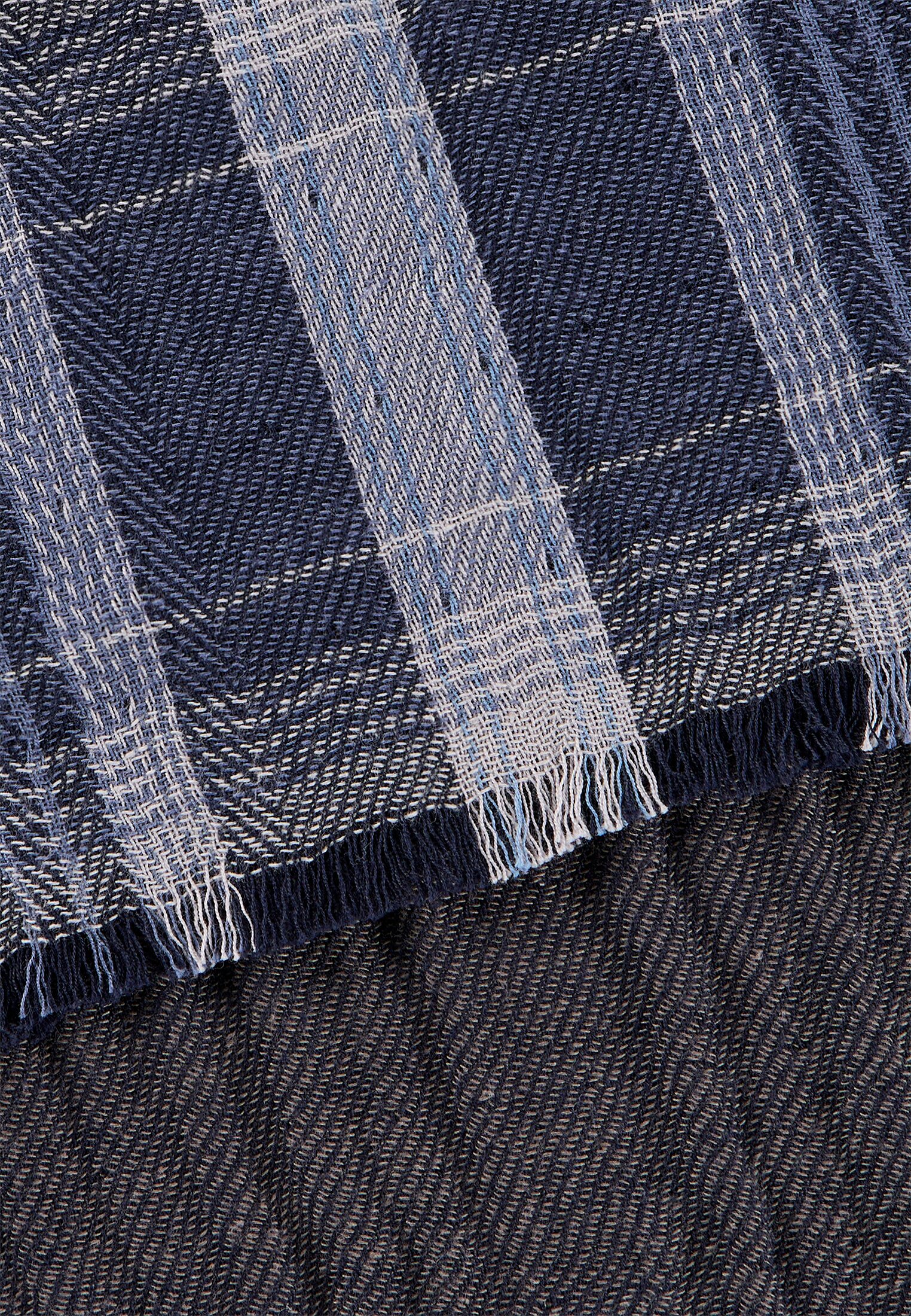 Herren Gewebter Schal aus 100% Baumwolle Tintenblau frontal hinten