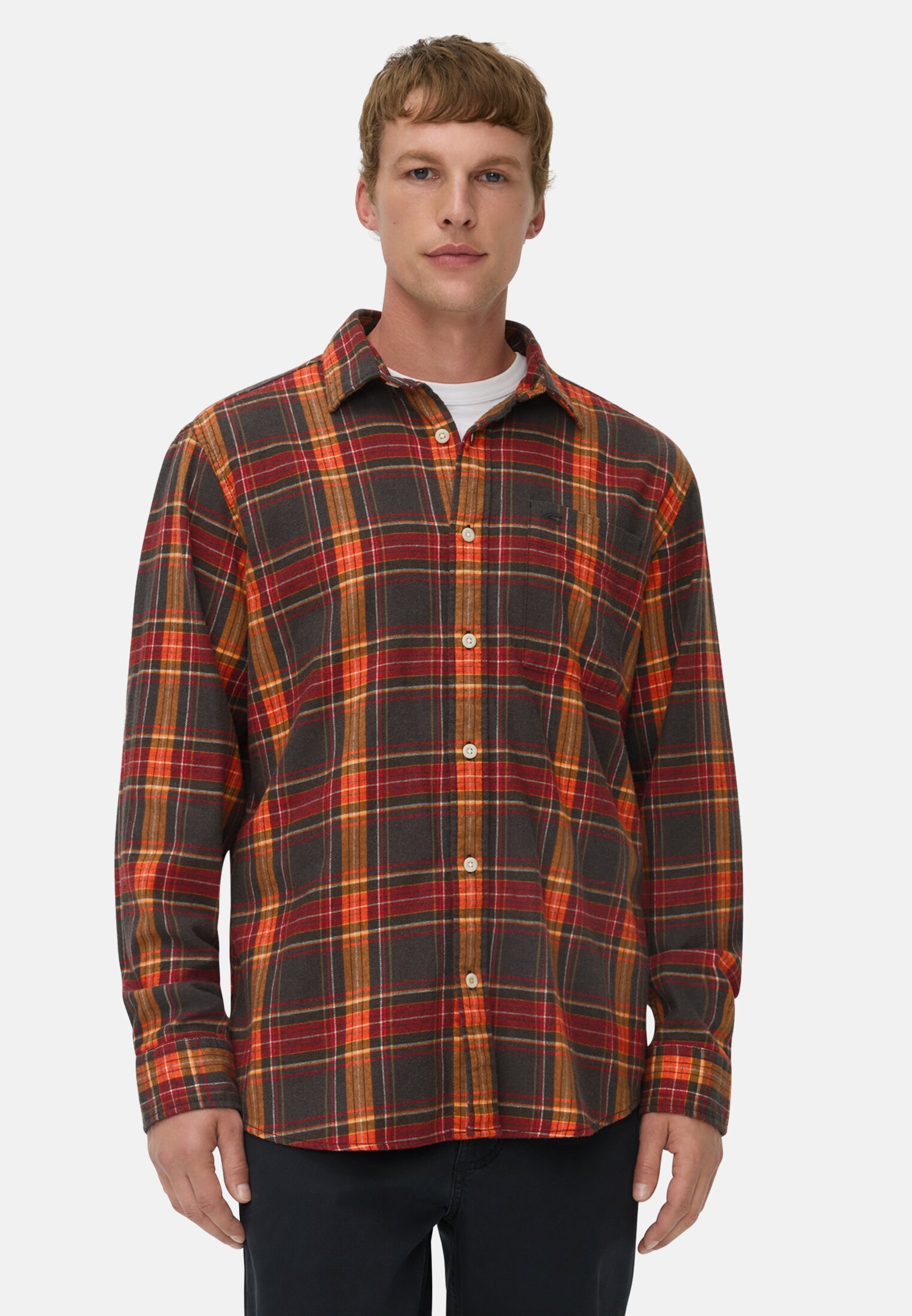 Herren fleXXXactive® Langarmhemd aus leichtem Flanell Orange getragen vorn