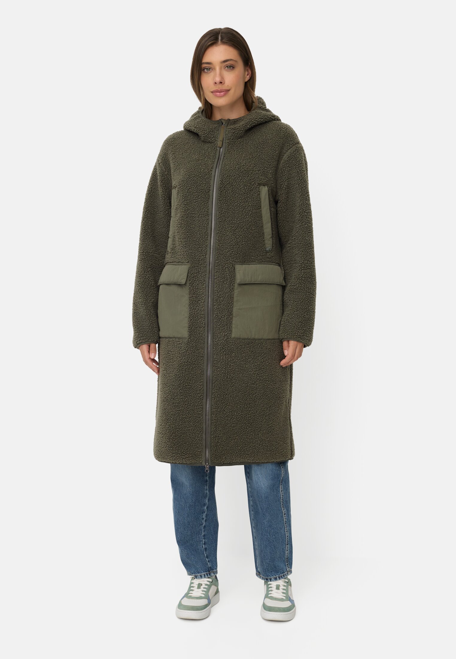 Women Teddy coat with 2-way zipper Dark Green worn front full body
