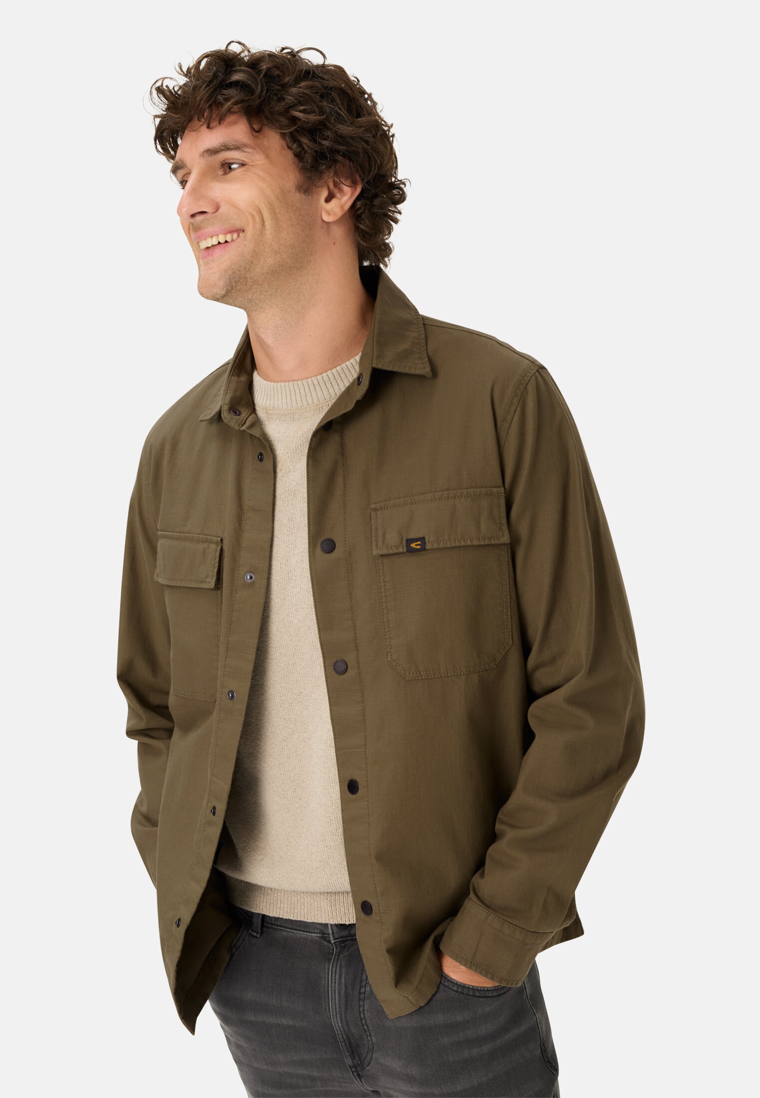 Men Overshirt with pockets Olive Green worn emotional