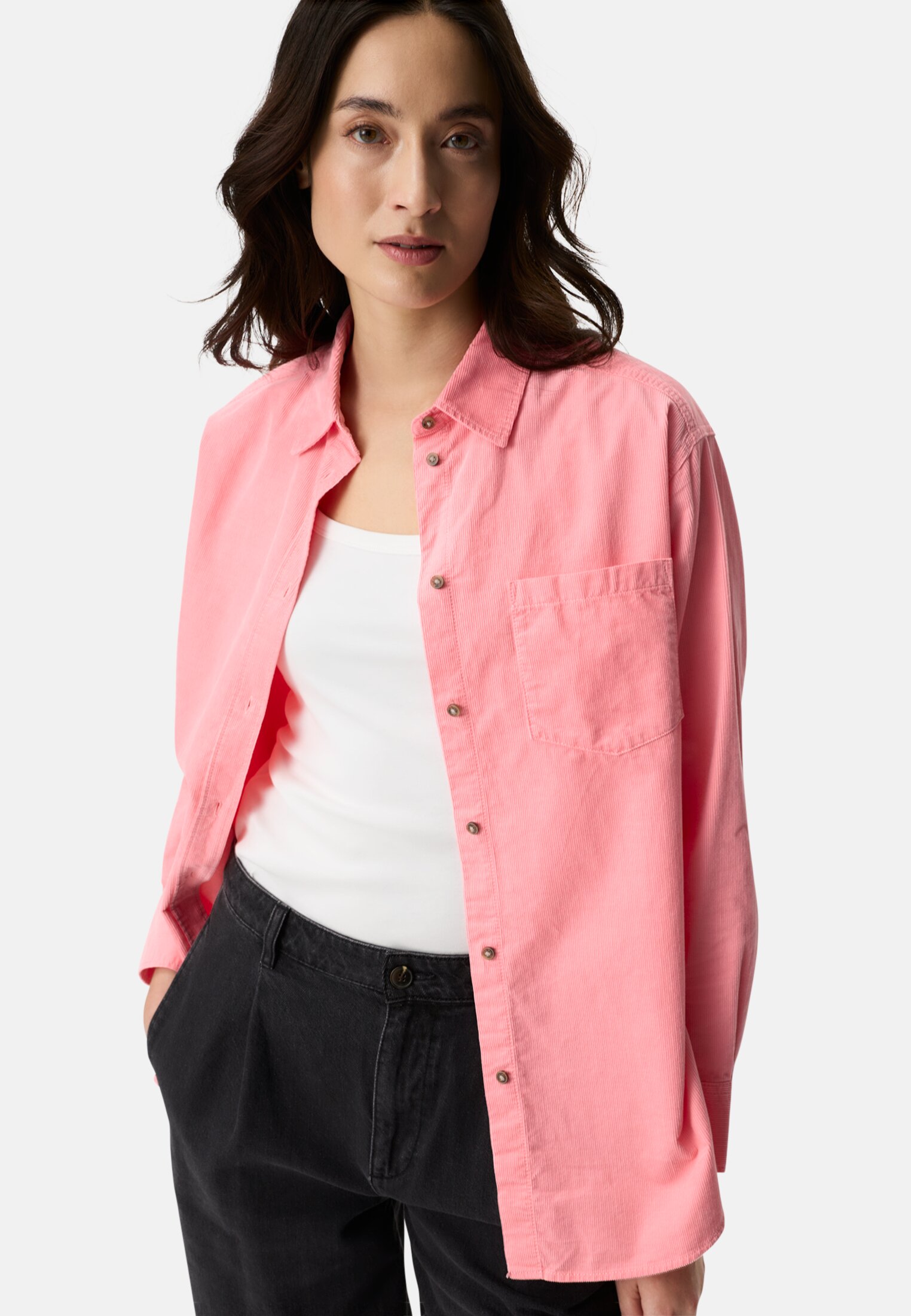 Women Blouse with chest pocket Berry worn emotional