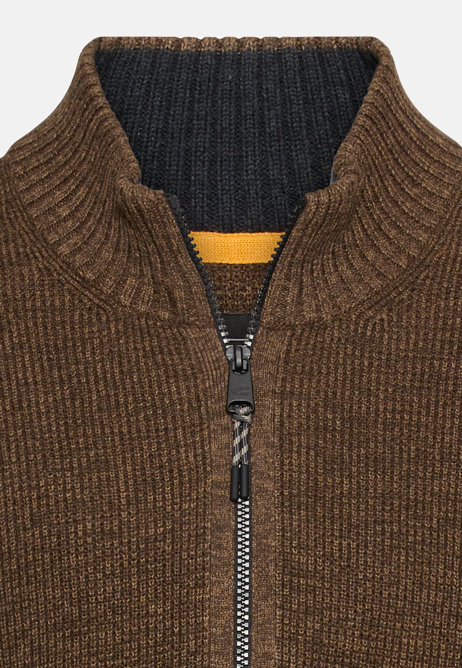 Herren Kerniger Strick-Pullover aus Baumwollgemisch Dunkelbraun vorne nah