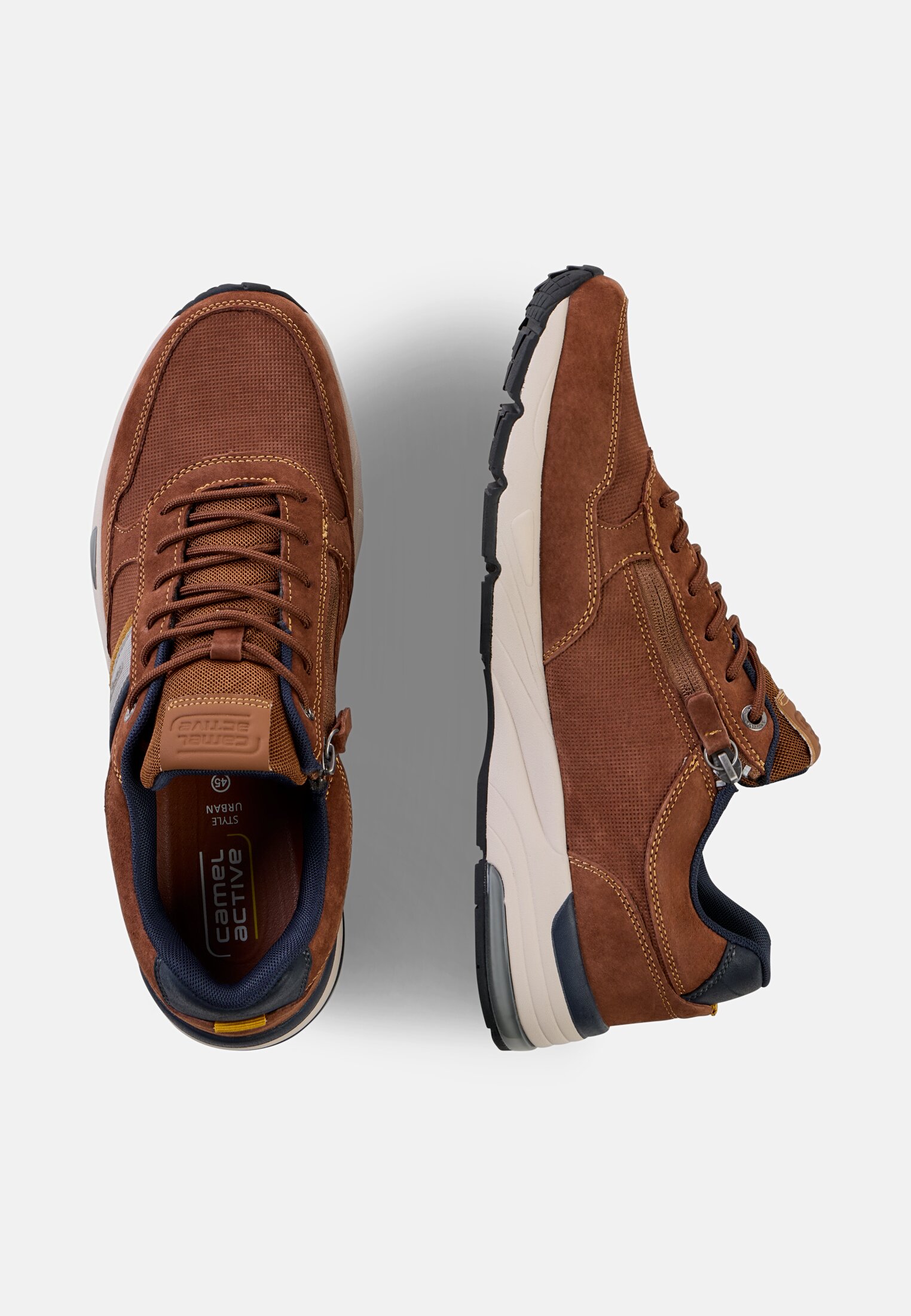 Herren Sneaker Low mit Innenzipper frontal oben