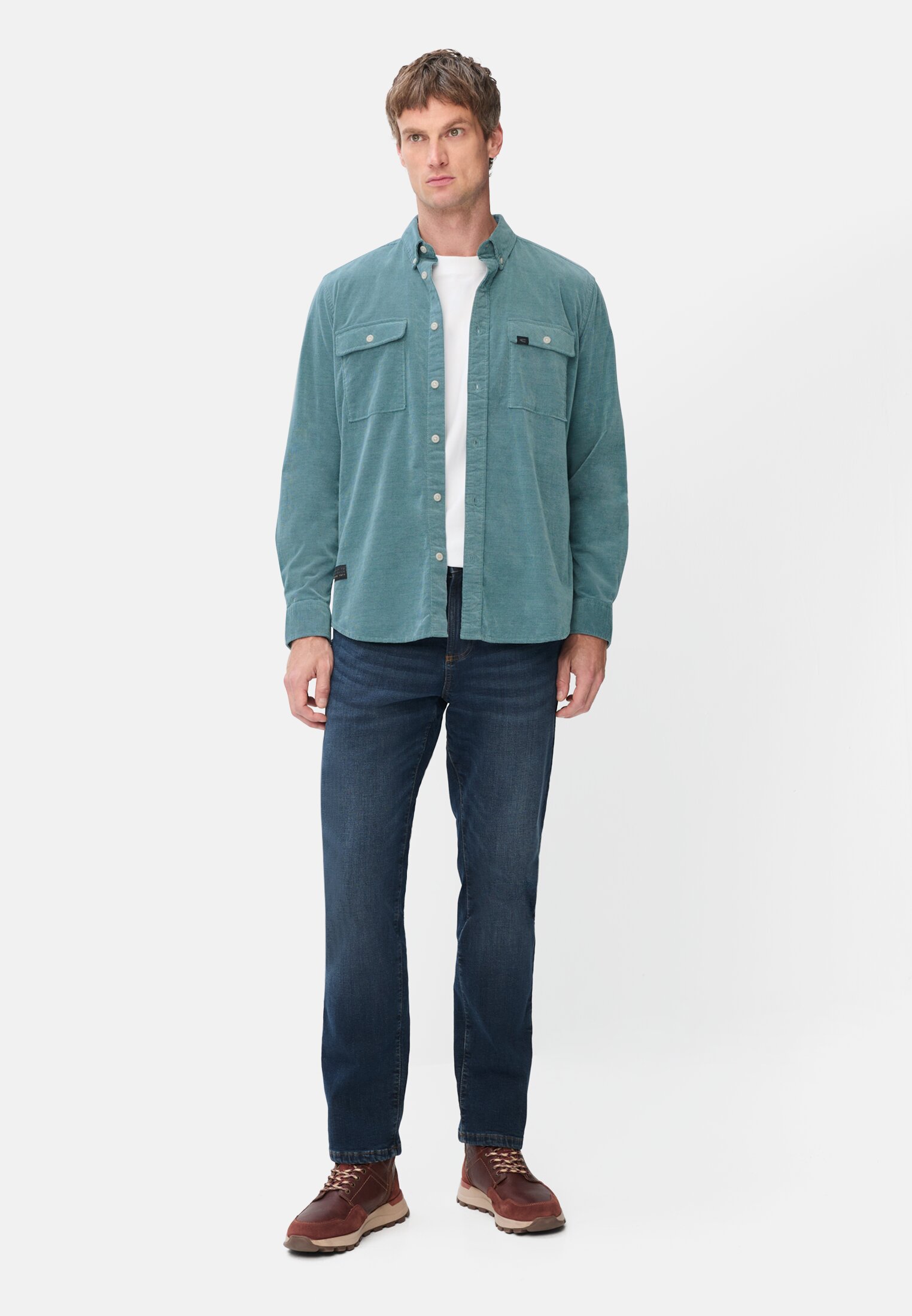 Men Corduroy shirt with 2-way stretch Tidal Blue worn front full body
