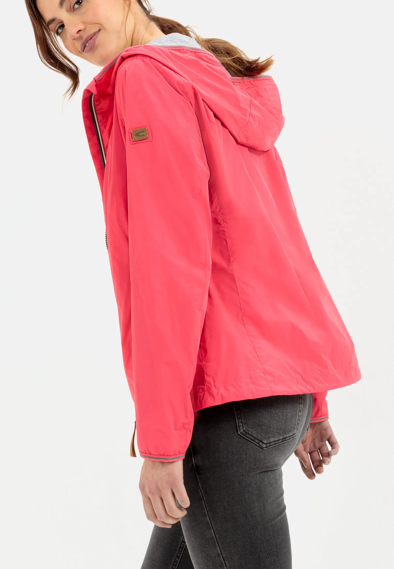 Light windbreaker womens sales