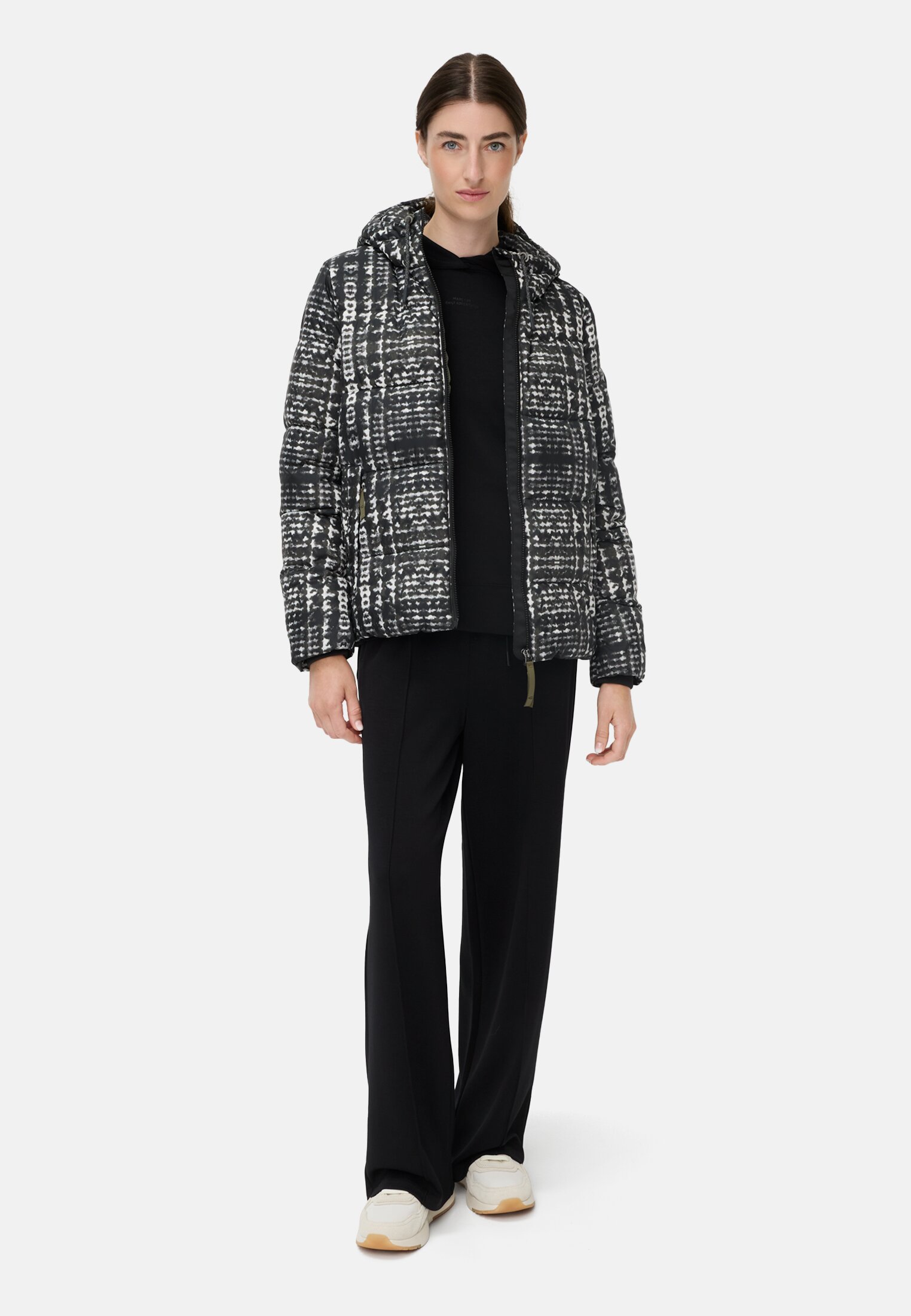 Women Blouson with adjustable hood Skyline worn front full body