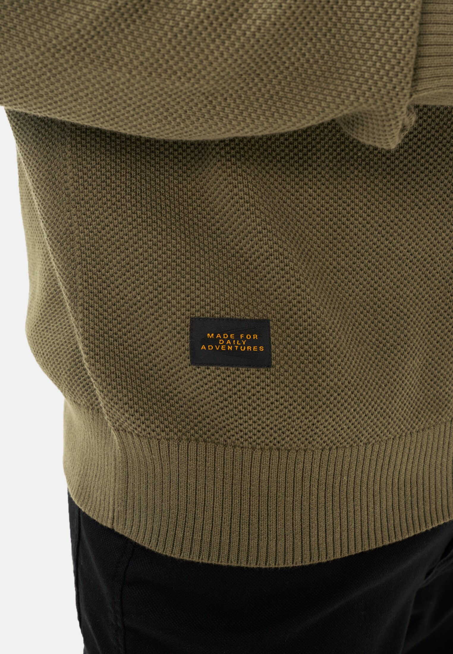 Heren Gebreid vest met opstaande kraag Olijfgroen gedragen detail dichtbij