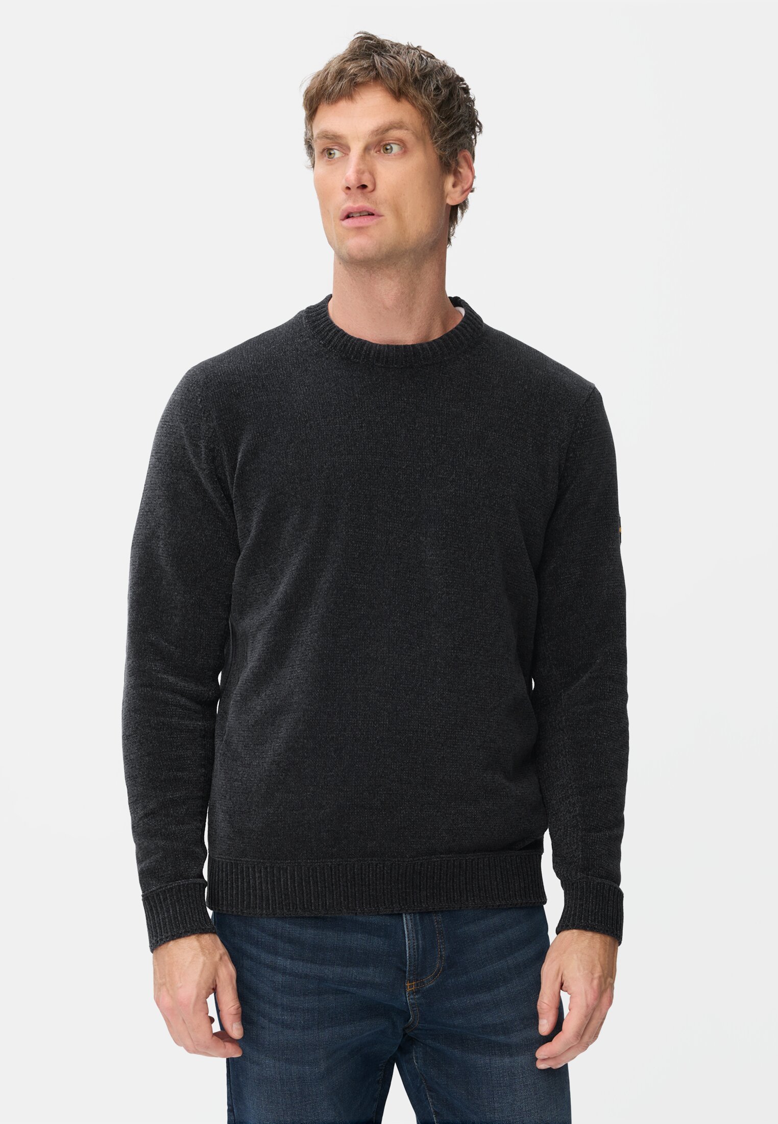 Herren Pullover mit seitlichem Strick-Einsatz Navyblau getragen vorn