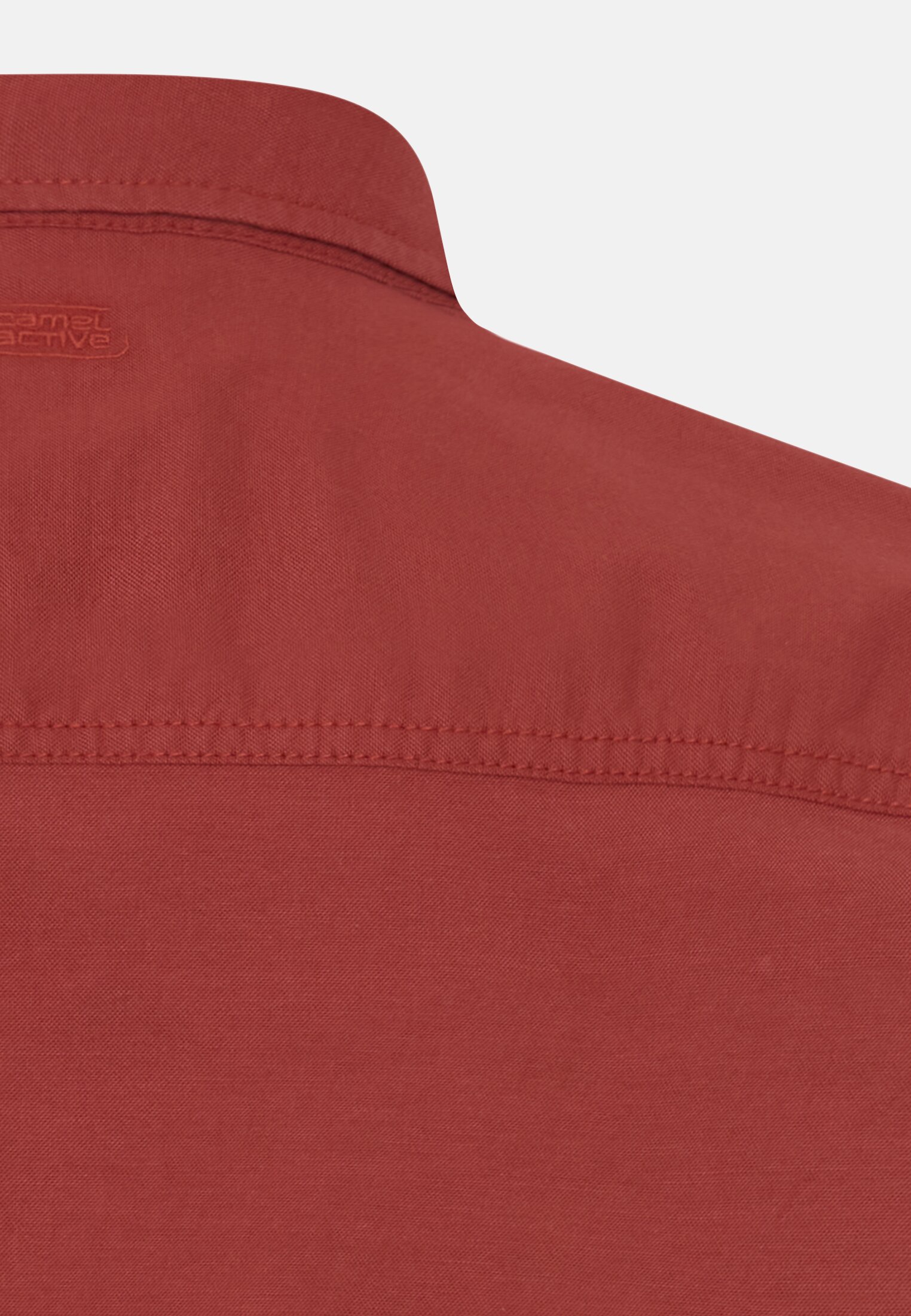 Men Long sleeve shirt with chest pocket Red close back