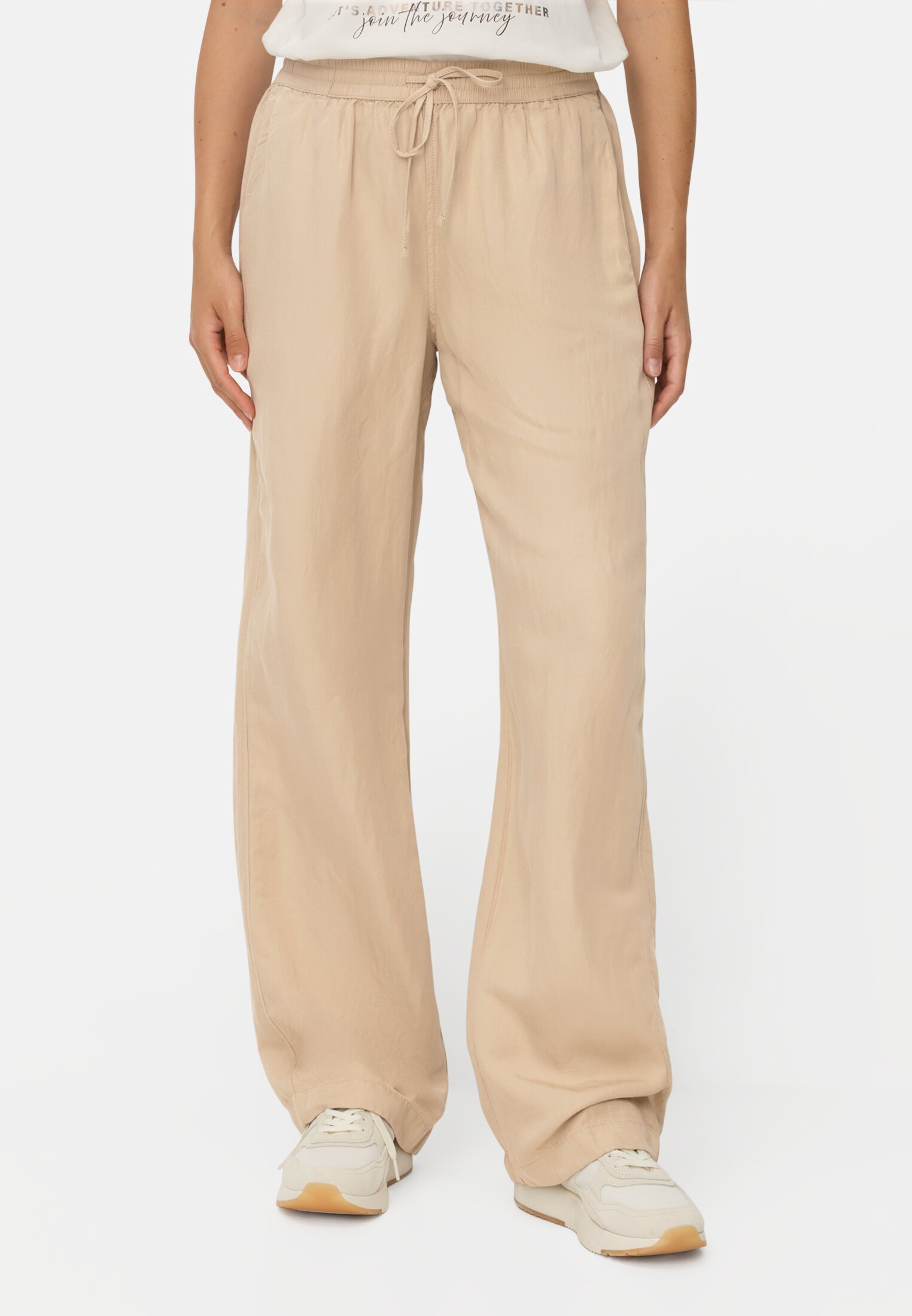 Damen Casual Hose mit weitem Bein Sand getragen vorn