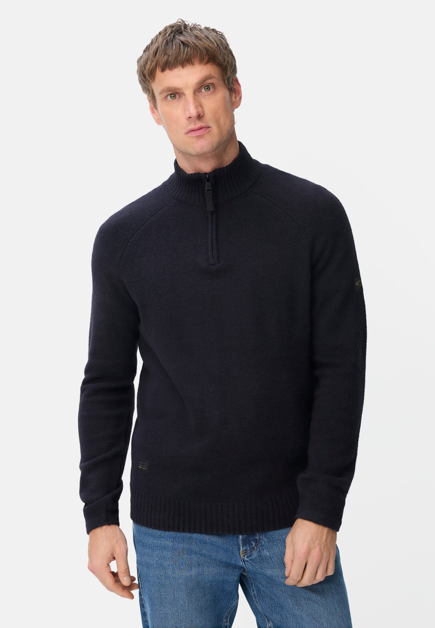 Men Lightweight sweater with step collar and zipper Navy blue worn front