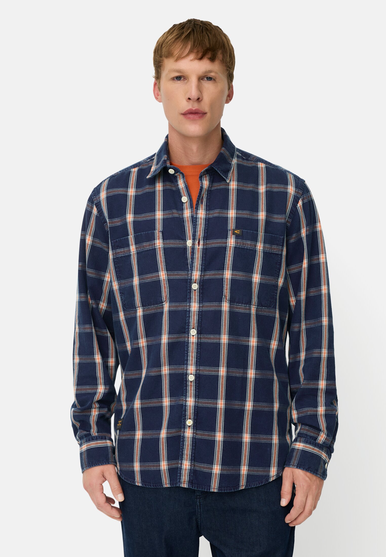 Herren Hemd mit Brusttaschen Blau-Orange getragen vorn