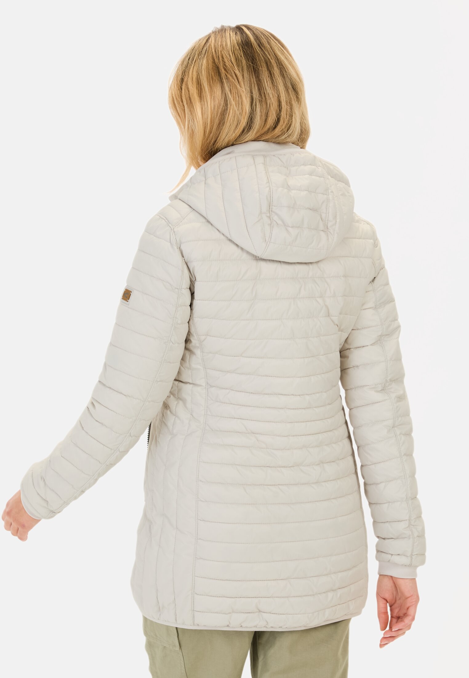Women Quilted jacket made from recycled polyamide Pearl white worn back