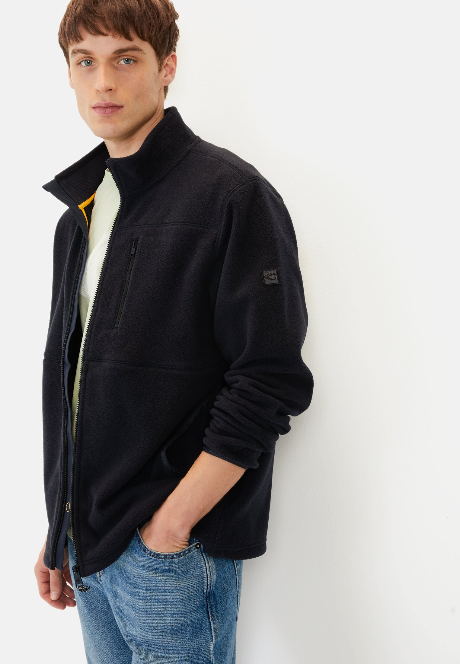 Men Fleece jacket with stand-up collar Dark Blue worn emotional
