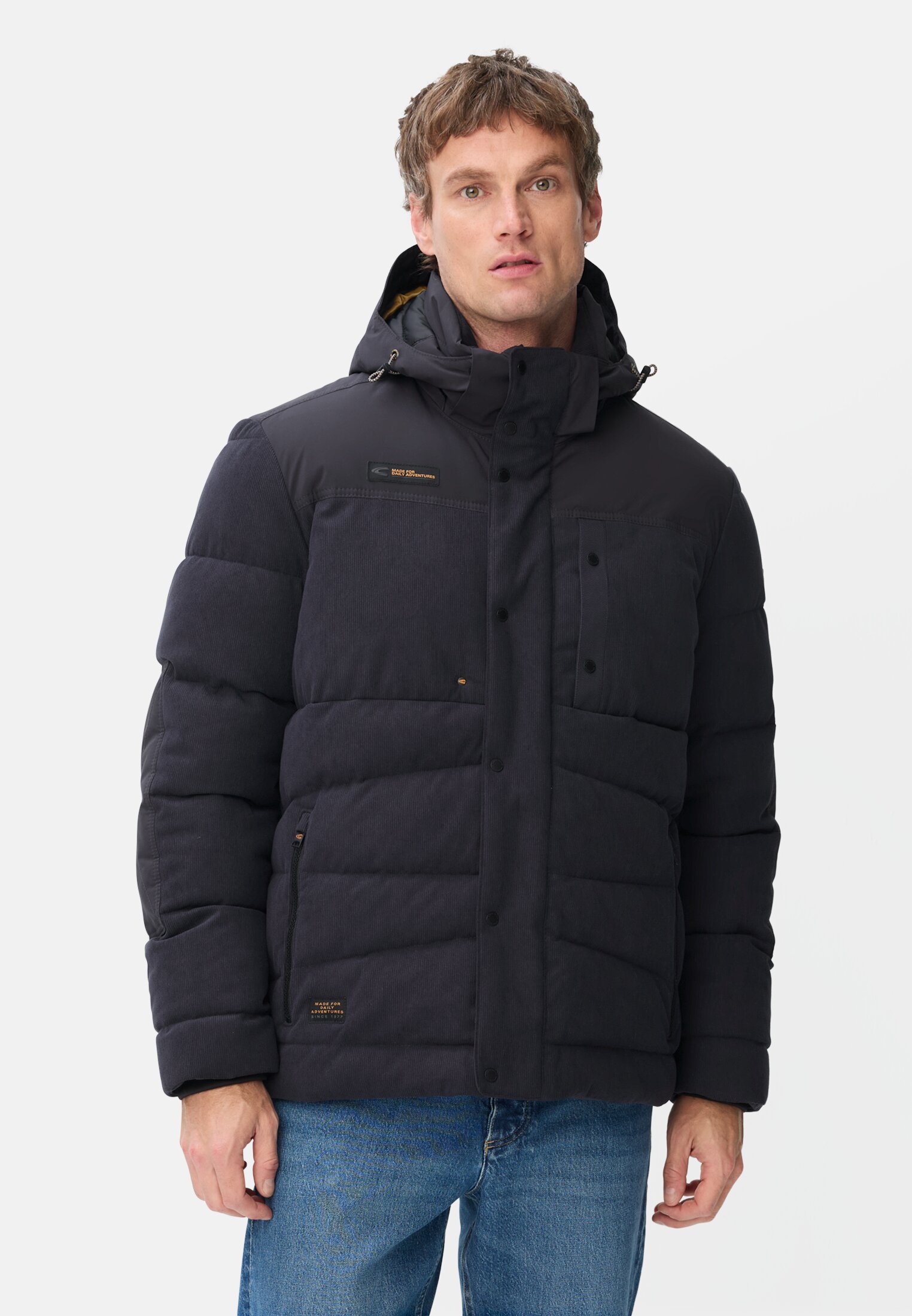 Herren Cordjacke mit abnehmbarer Kapuze Dunkelblau getragen vorn