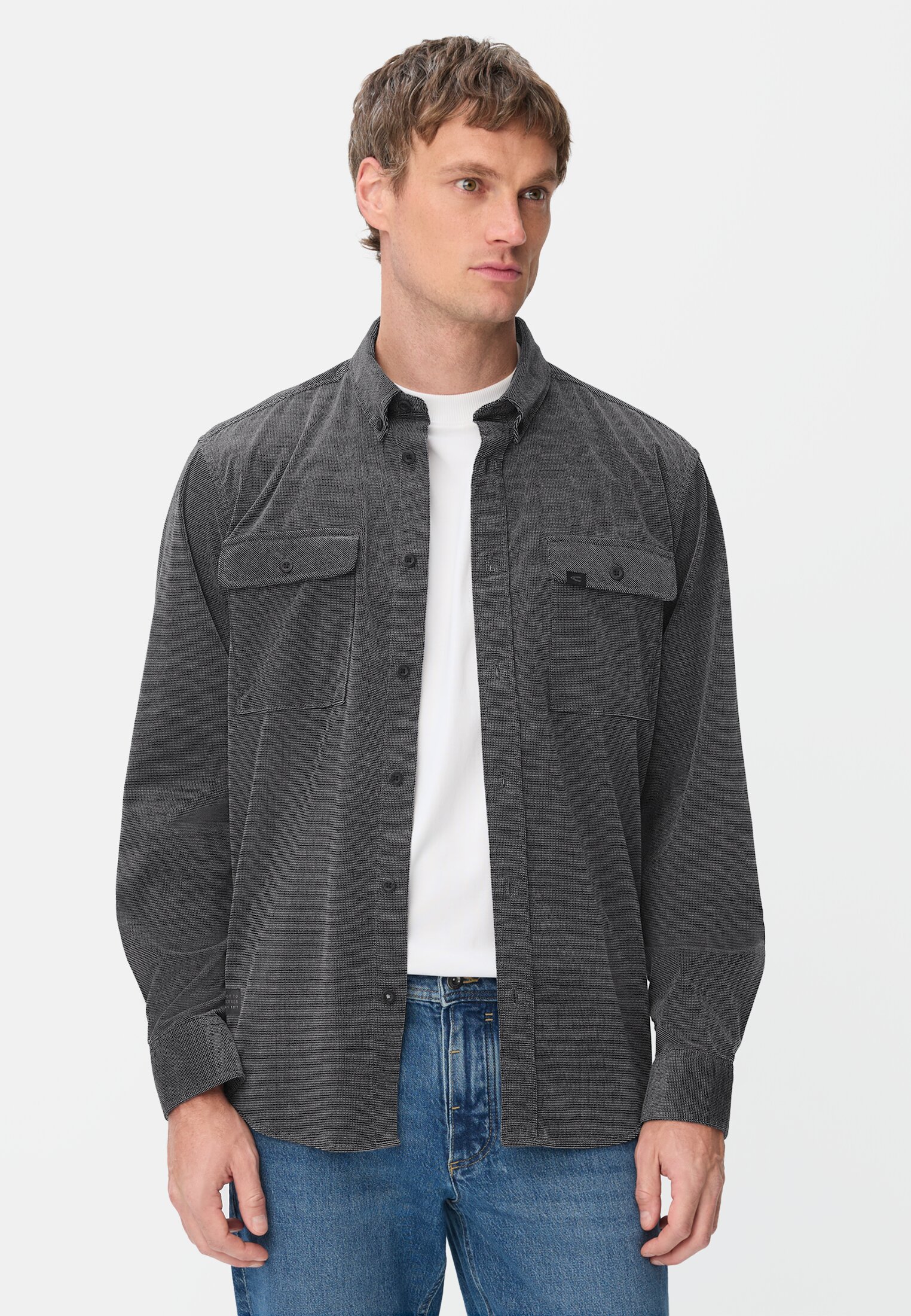 Men Corduroy shirt with 2-way stretch Black worn front