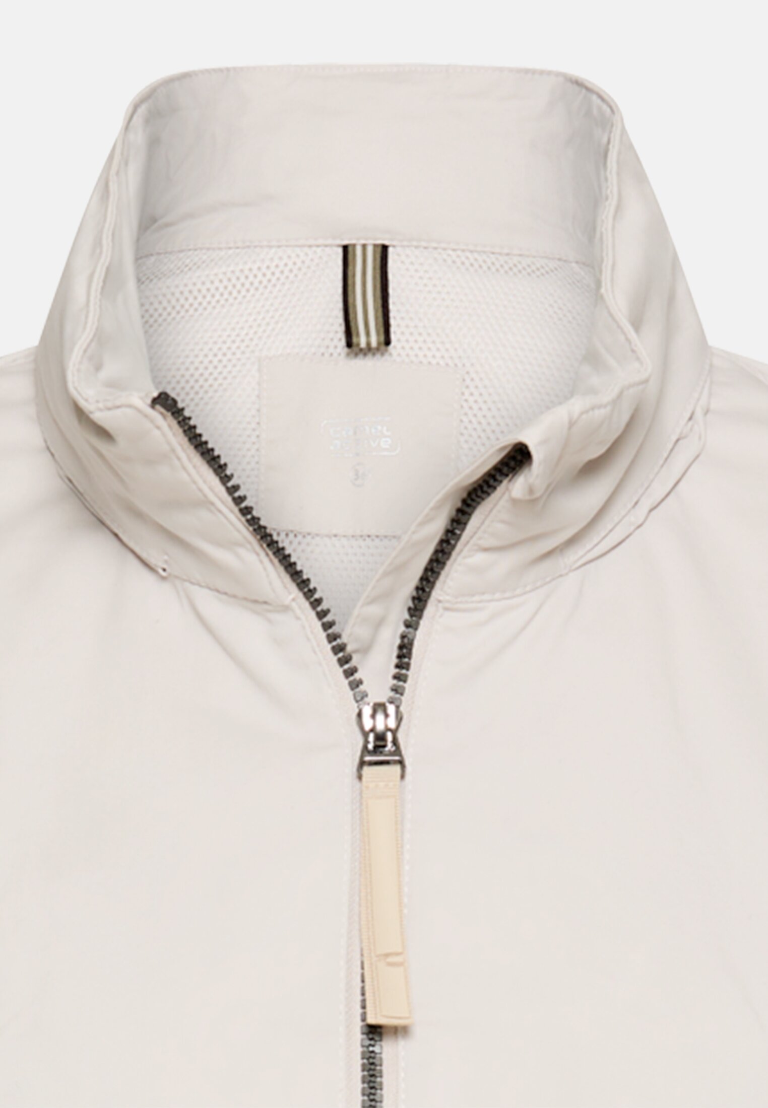 Women Jacket with roll-out hood Pearl White front close