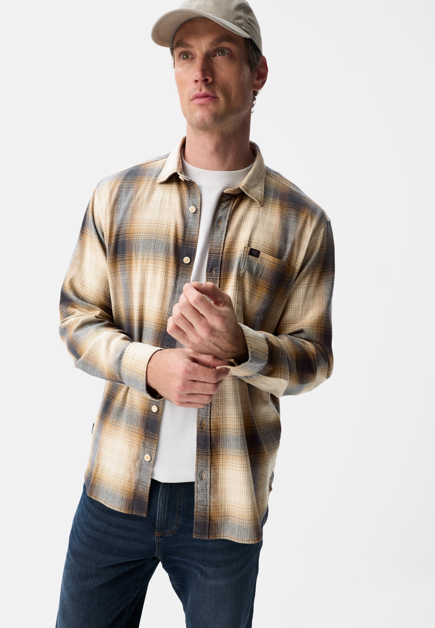 Men FleXXXactive© flannel shirt made of cotton Sepia brown worn emotional