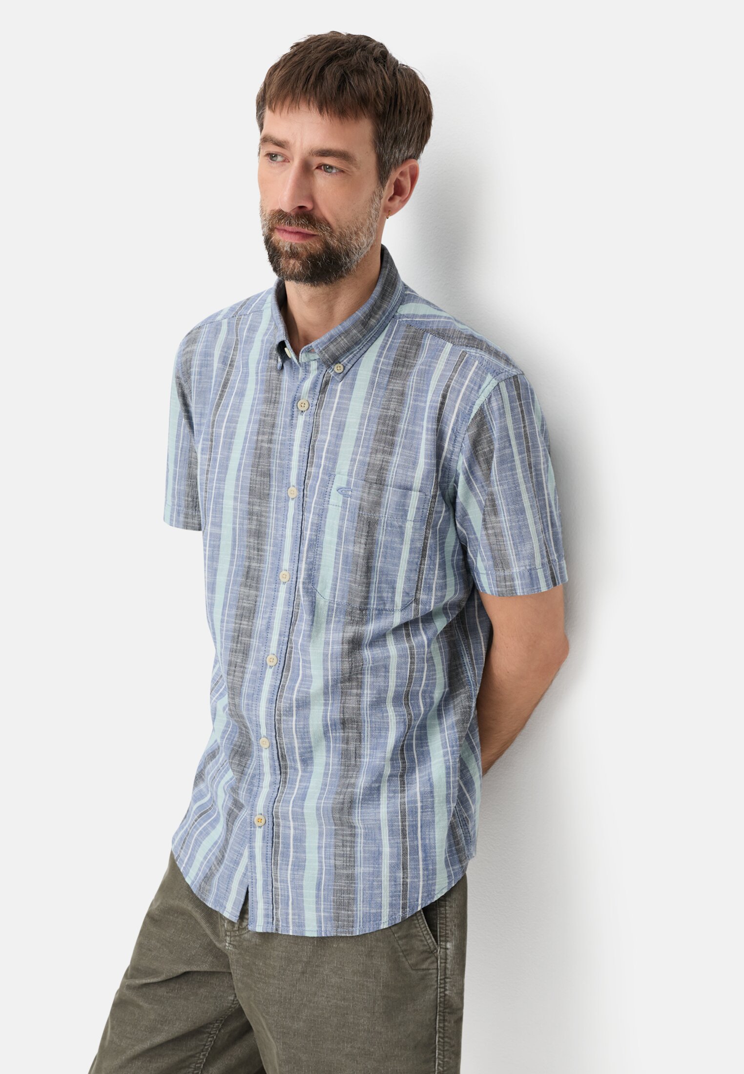 Men Checkered shirt made of pure cotton Indigo Blue worn emotional